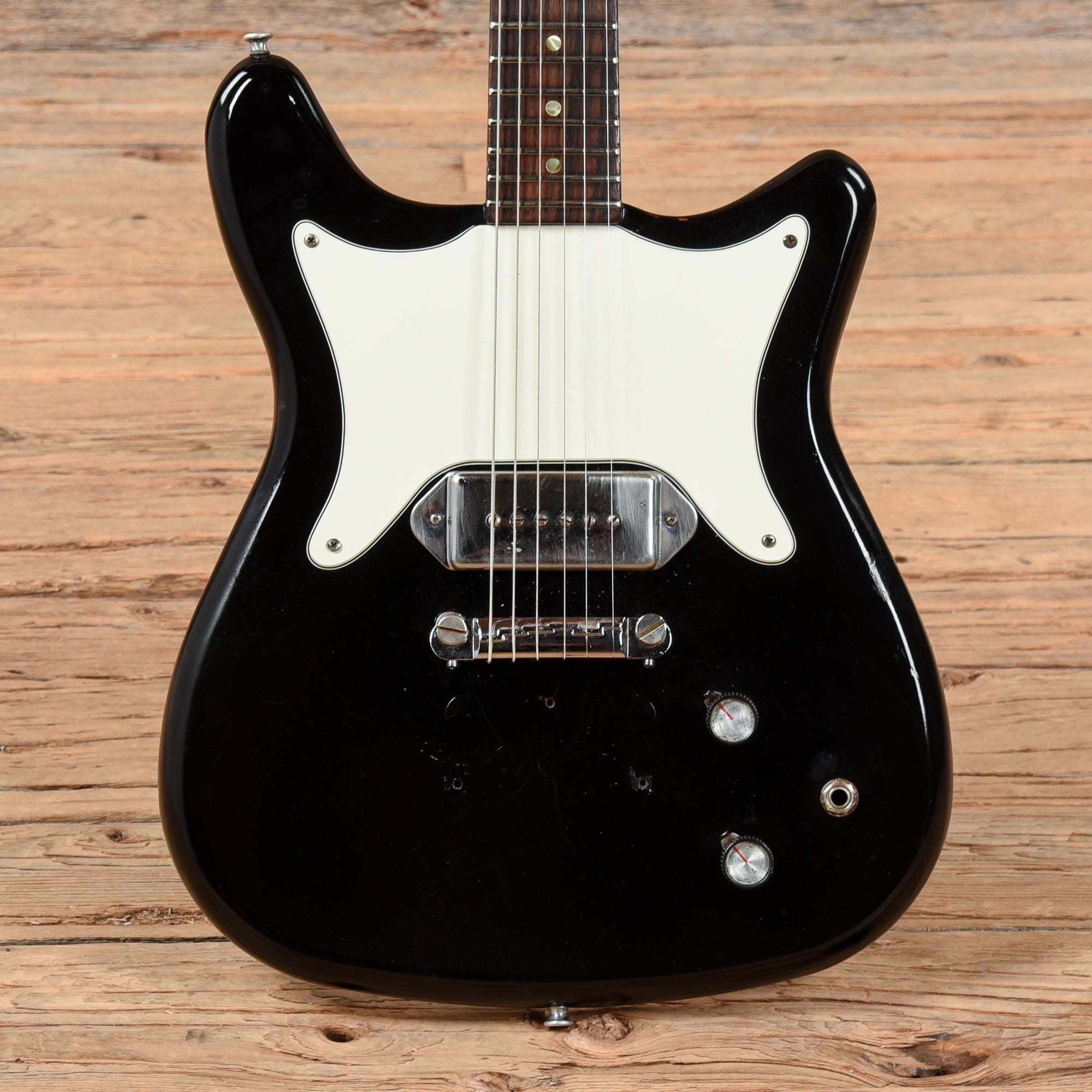 Epiphone Coronet Black Refin 1966 Electric Guitars / Solid Body