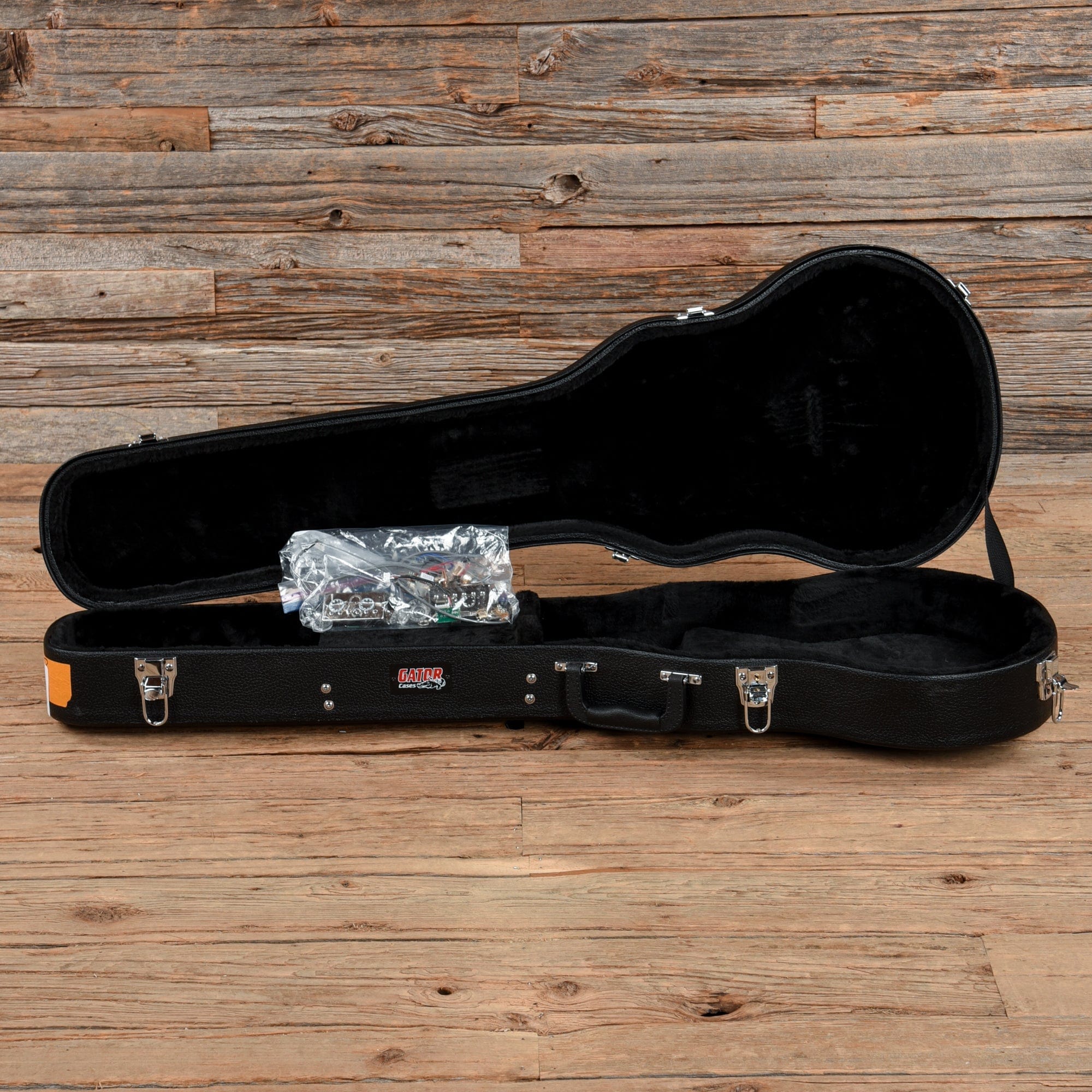 Epiphone Les Paul Modern Candy Apple Red Electric Guitars / Solid Body