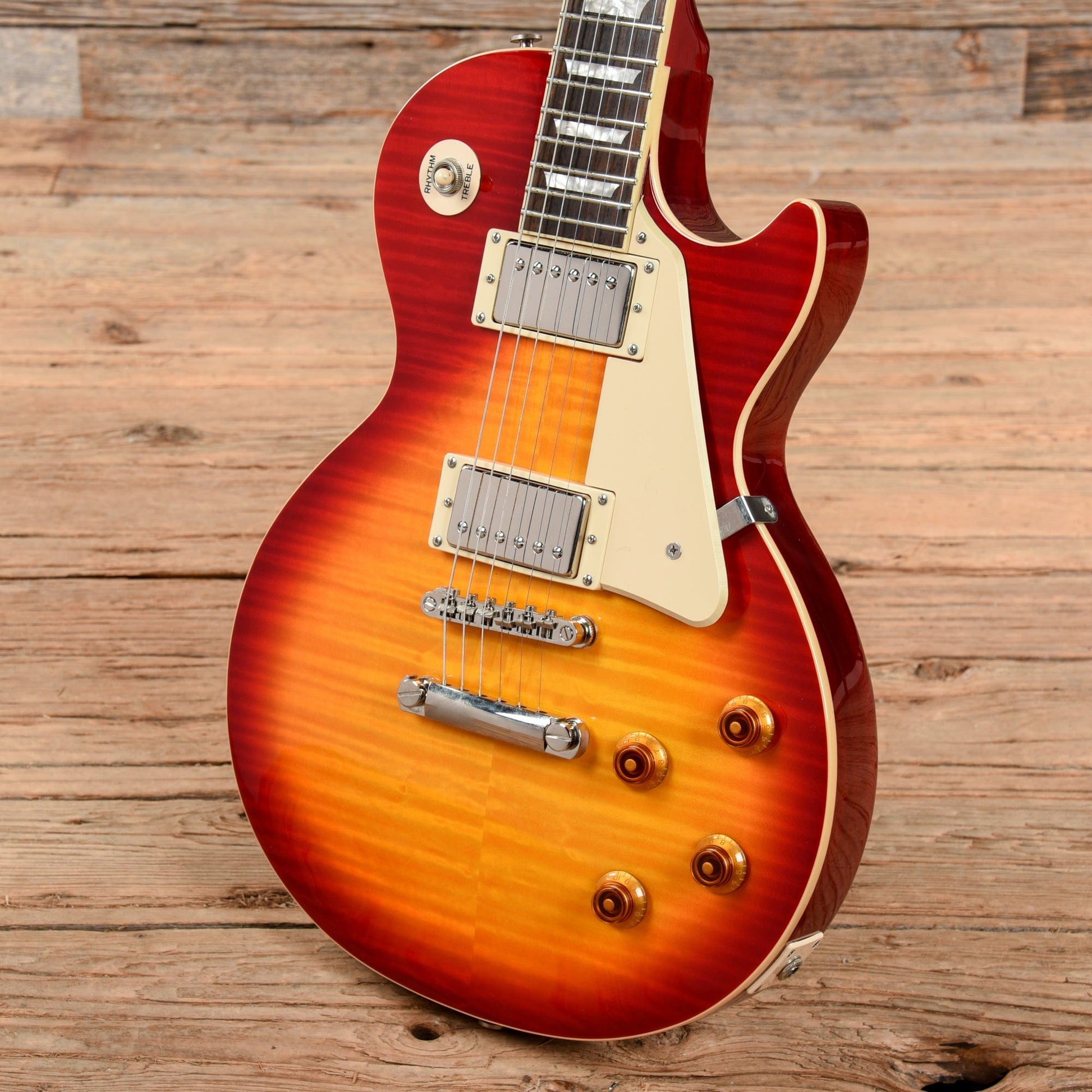 Epiphone Les Paul Standard Plus Top Pro Sunburst 2013 Electric Guitars / Solid Body