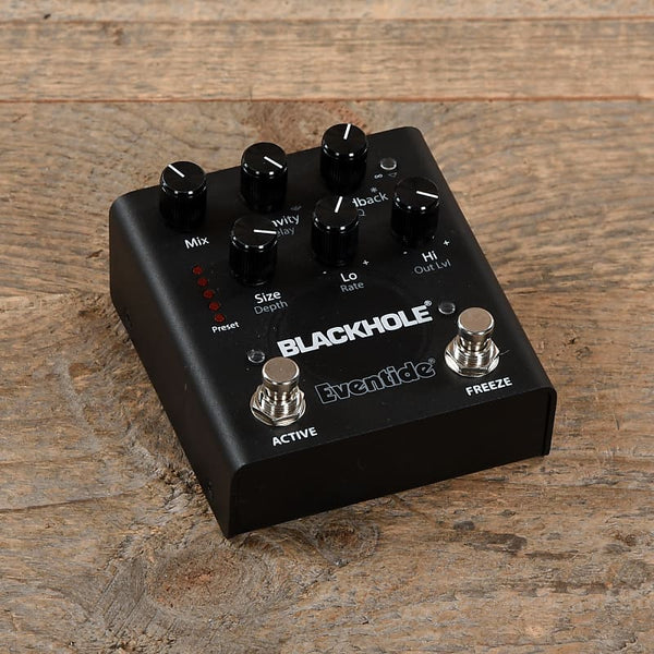 Eventide Blackhole Reverb Pedal – Chicago Music Exchange
