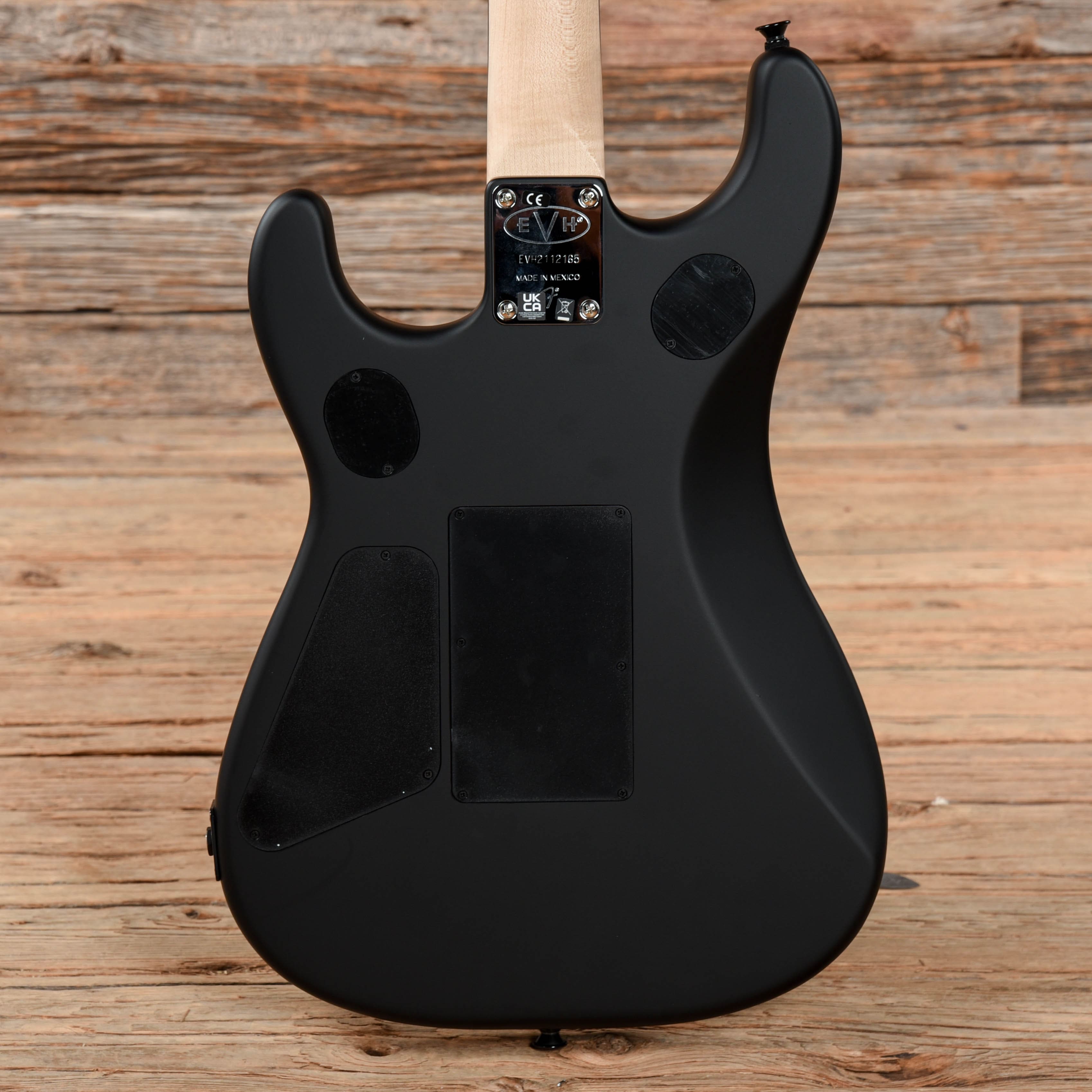 EVH 5150 Standard Black Electric Guitars / Solid Body