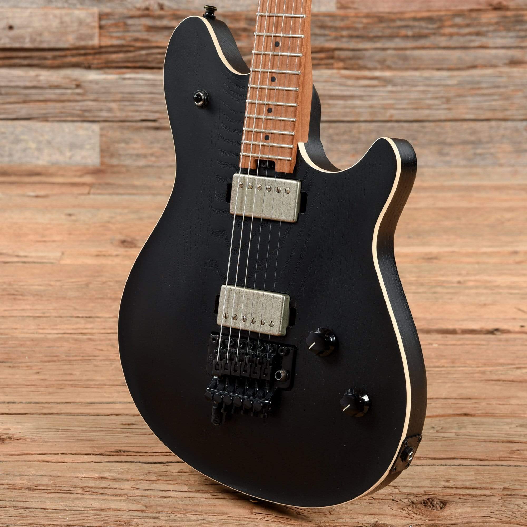 EVH Limited Edition Wolfgang Special Sassafras Satin Black 2020 Electric Guitars / Solid Body