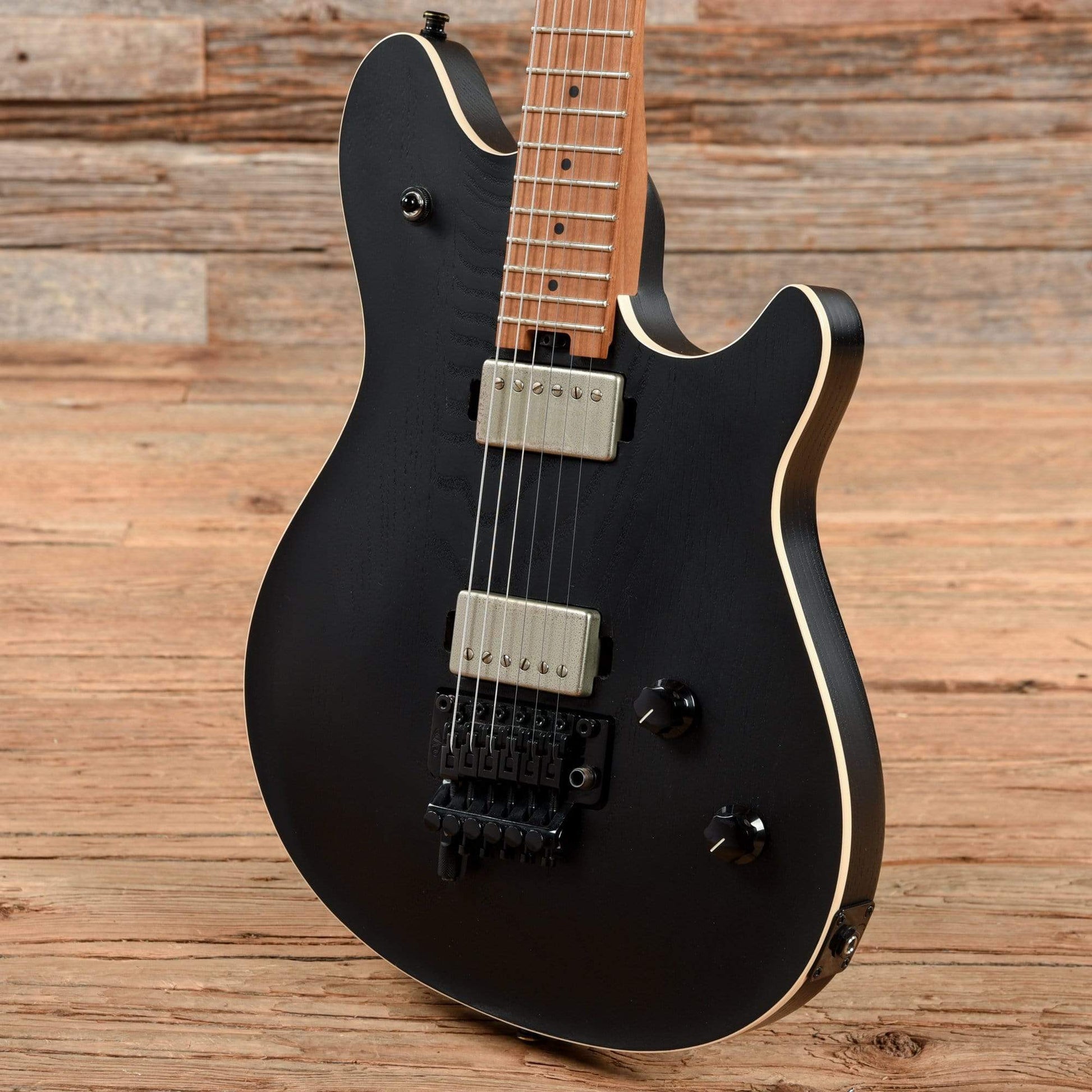 EVH Limited Edition Wolfgang Special Sassafras Satin Black 2020 Electric Guitars / Solid Body