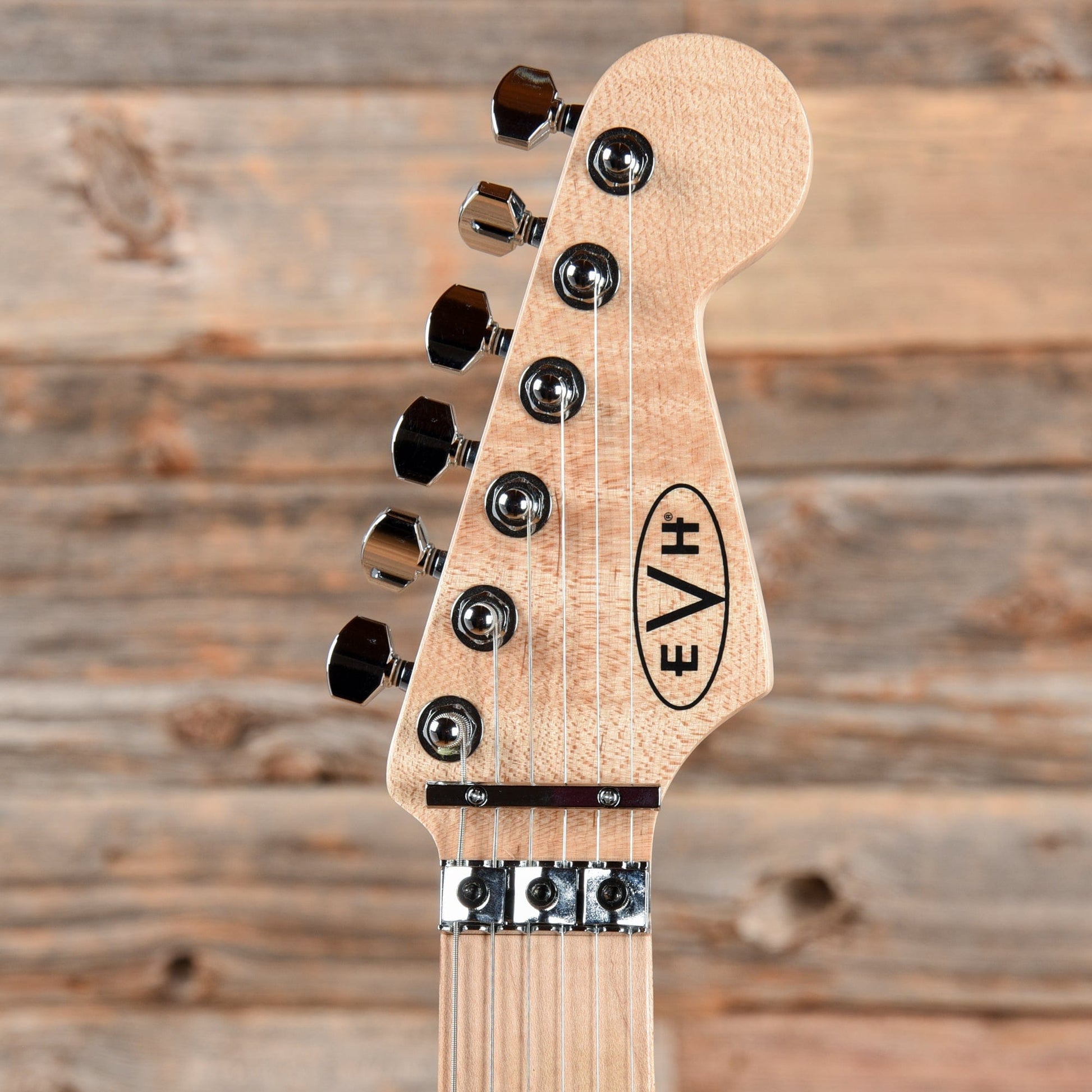 EVH Striped Series Black/White 2014 Electric Guitars / Solid Body