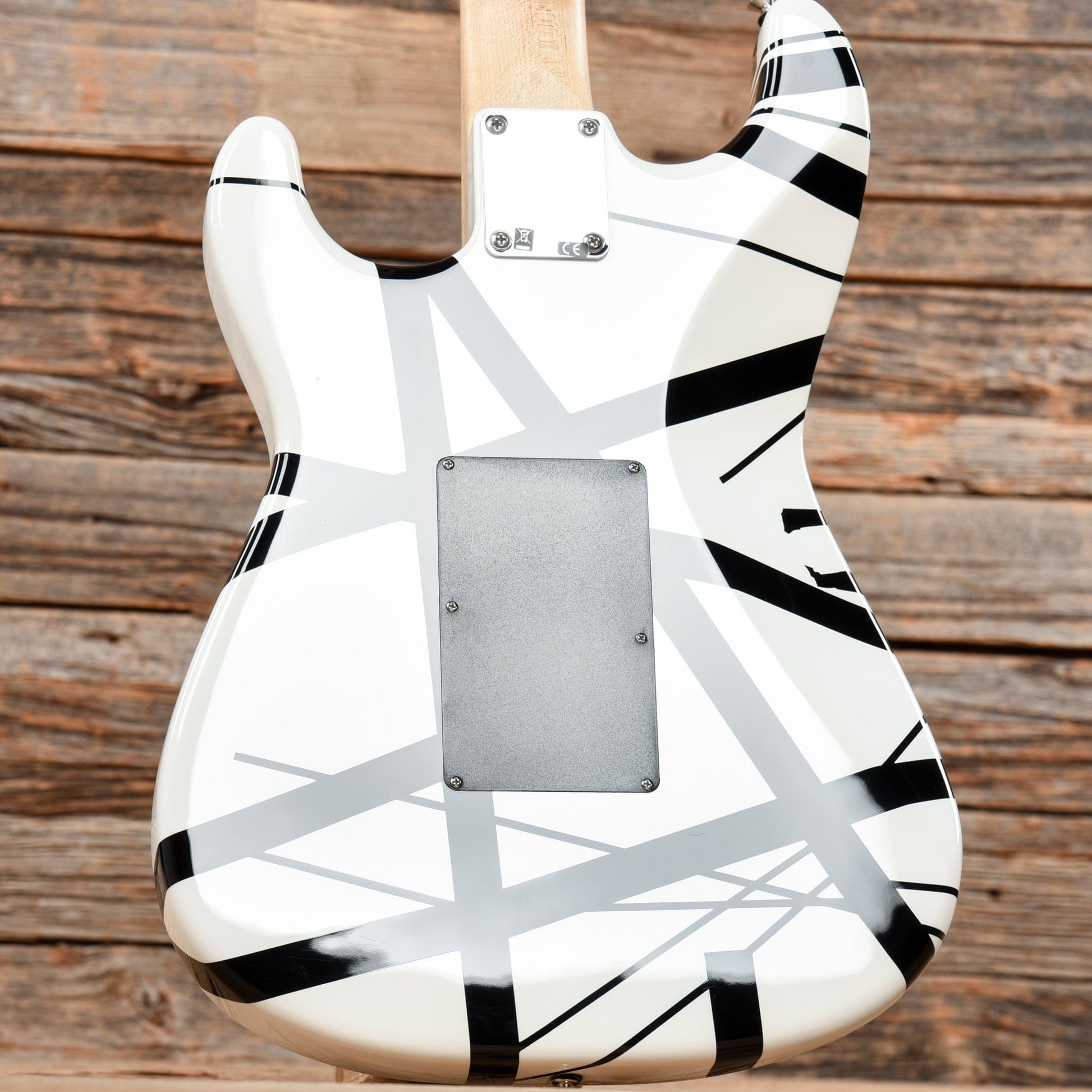 EVH Striped Series Black/White 2014 Electric Guitars / Solid Body