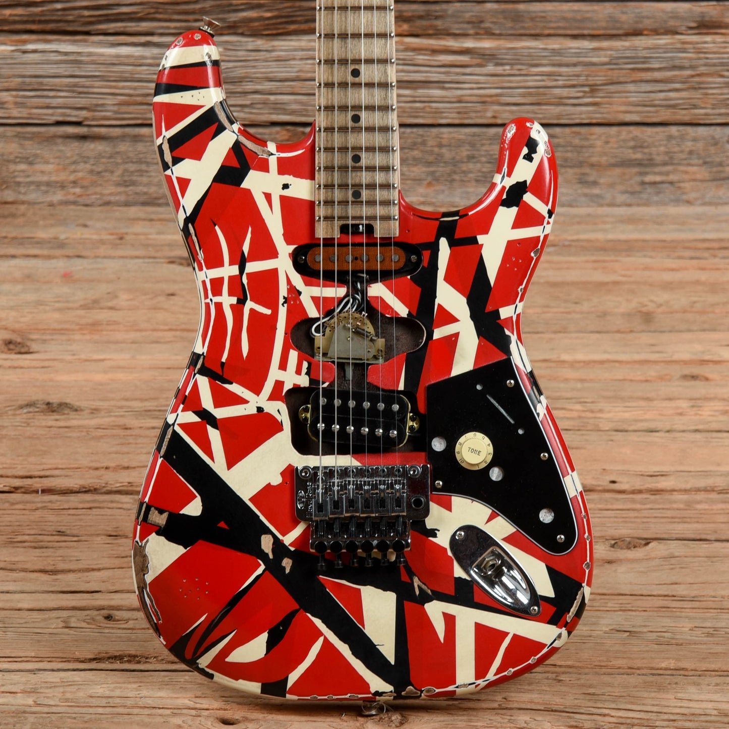 EVH Striped Series Frankie Red White Black Relic Red White Black 2021 Electric Guitars / Solid Body