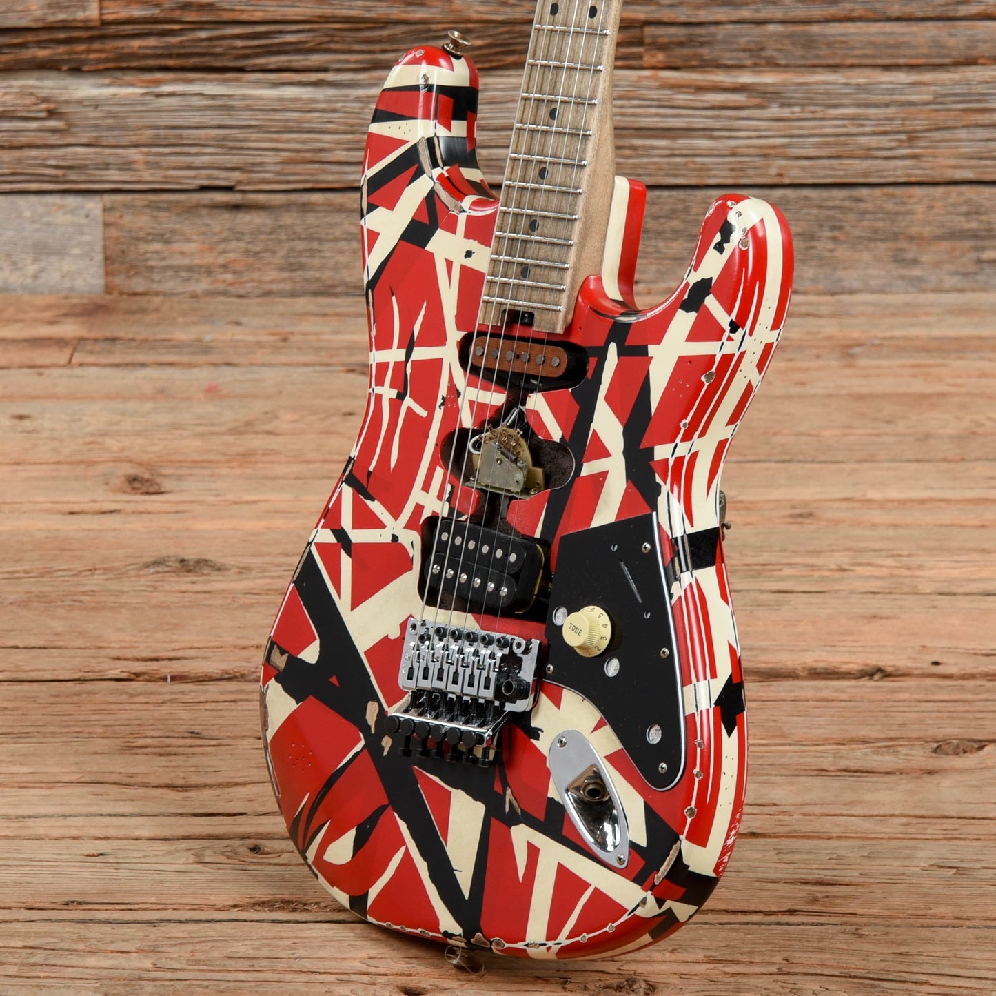 EVH Striped Series Frankie Red White Black Relic Red White Black 2021 Electric Guitars / Solid Body