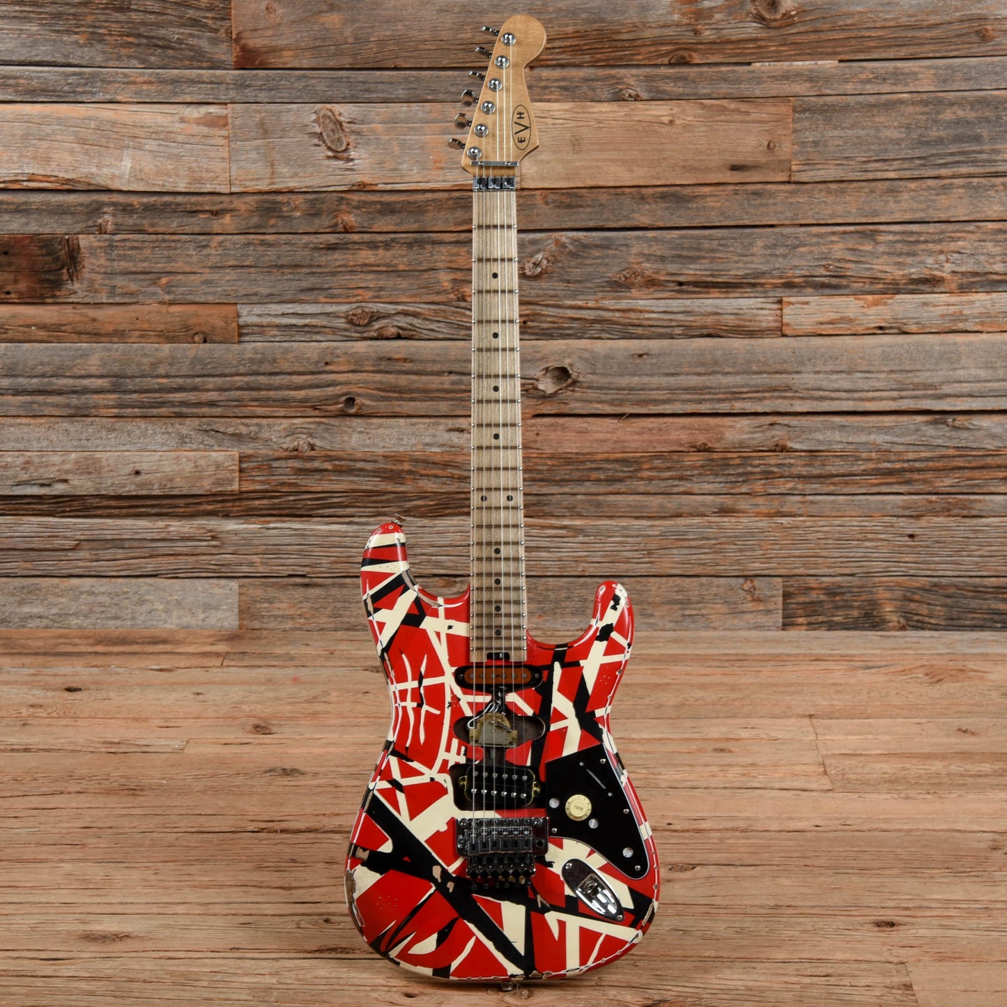 EVH Striped Series Frankie Red White Black Relic Red White Black 2021 Electric Guitars / Solid Body