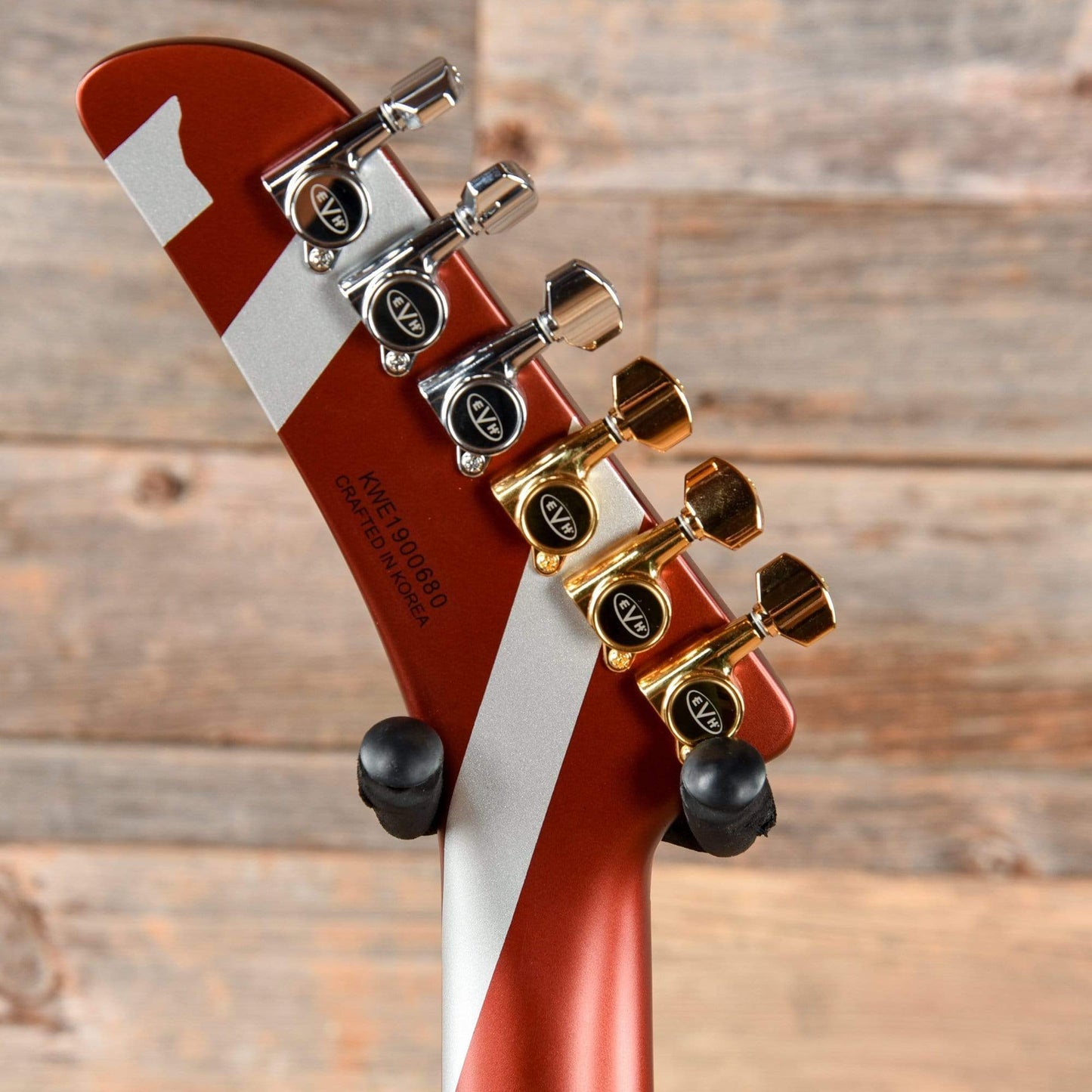 EVH Striped Series Shark Burgundy/Silver Stripes 2019 Electric Guitars / Solid Body