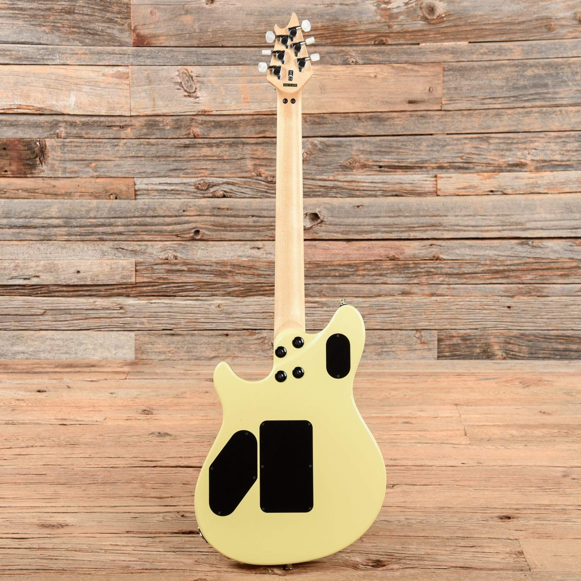 EVH Wolfgang Special Vintage White 2010 – Chicago Music Exchange