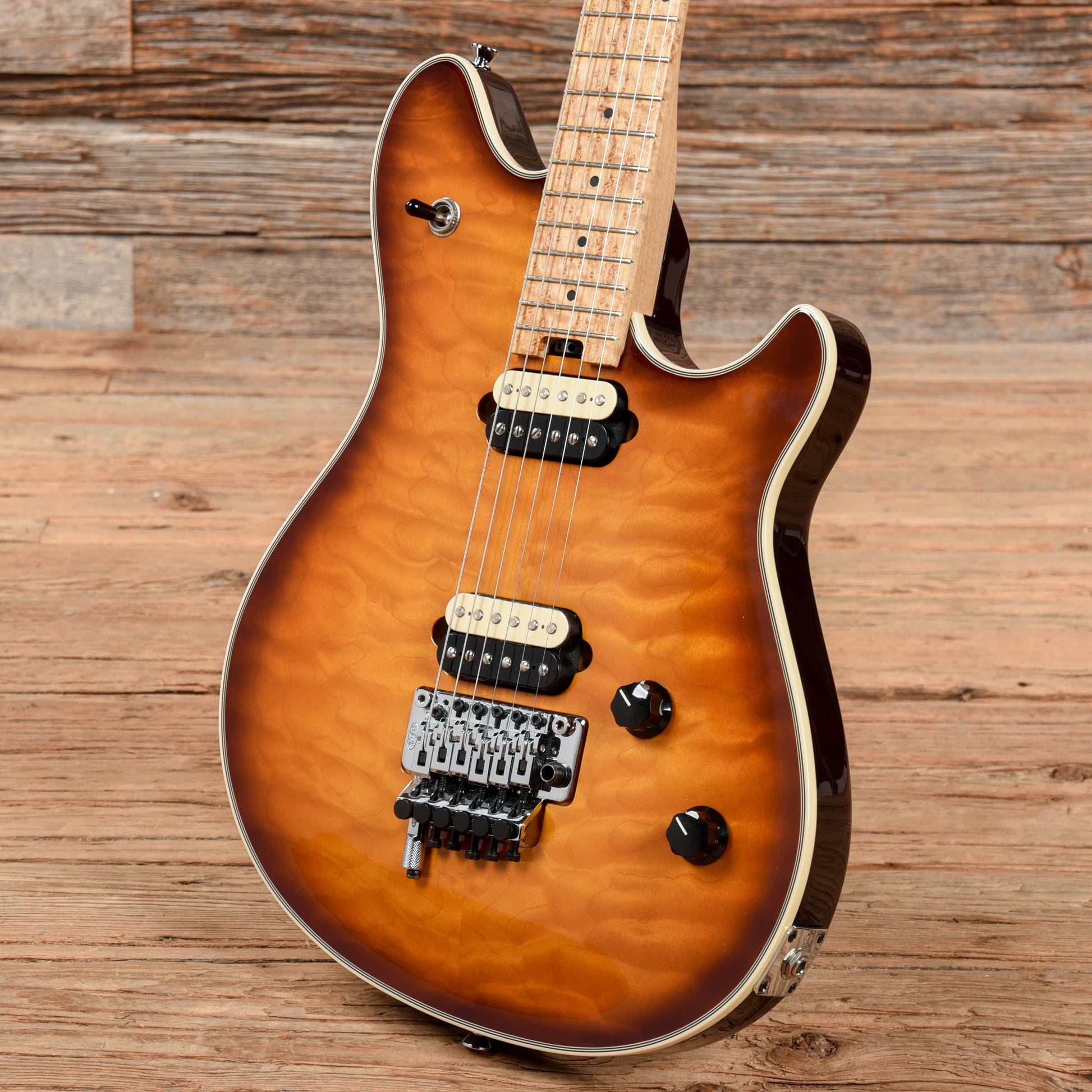 evh wolfgang tobacco burst USA Sunburst 2009 Chicago Music Exchange consuming roar of high Peavey Wolfgang Special 2002- Tobacco