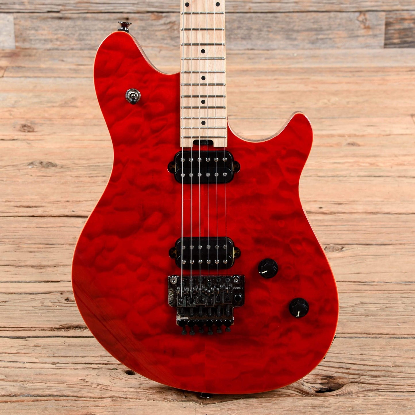 EVH Wolfgang WG Standard Quilt Maple Transparent Red 2016 Electric Guitars / Solid Body
