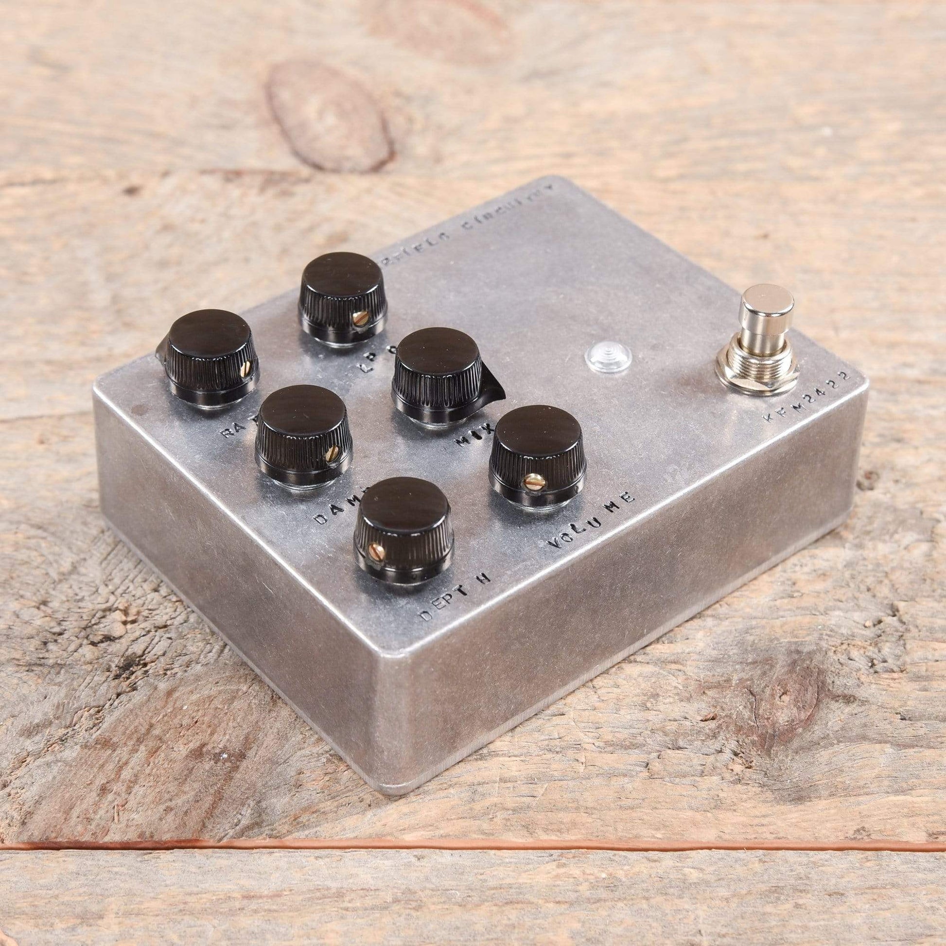 Fairfield Circuitry Shallow Water K-Field Modulator Effects and Pedals / Chorus and Vibrato