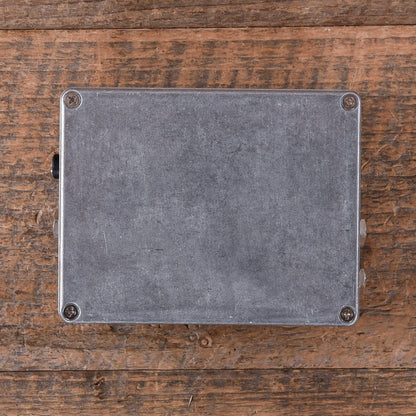 Fairfield Circuitry Meet Maude Analogue Delay Effects and Pedals / Delay