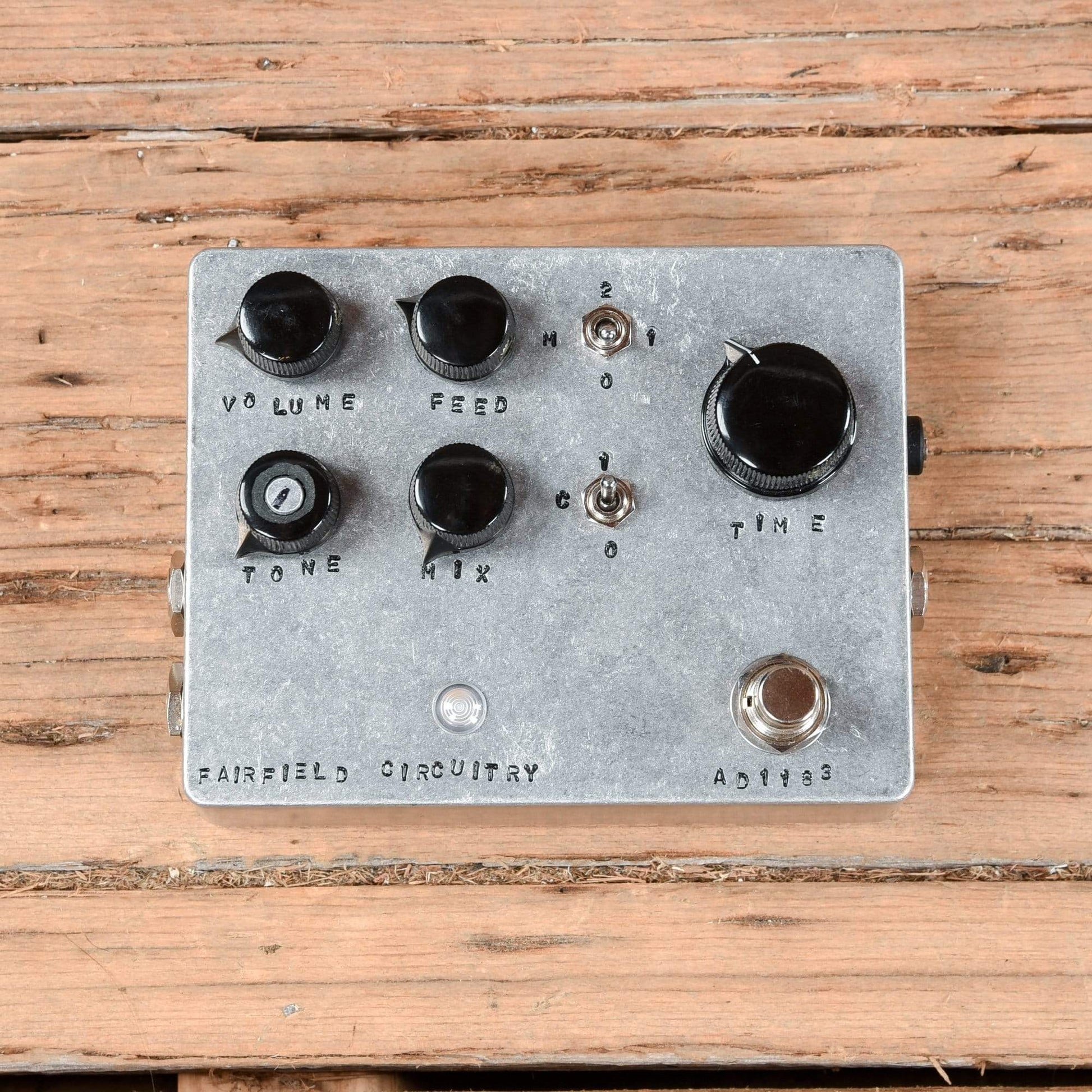 Fairfield Circuitry Meet Maude Analogue Delay Effects and Pedals / Delay