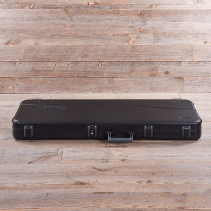 Fender Deluxe Molded Bass Case Left-Hand Black Accessories / Cases and Gig Bags / Guitar Cases