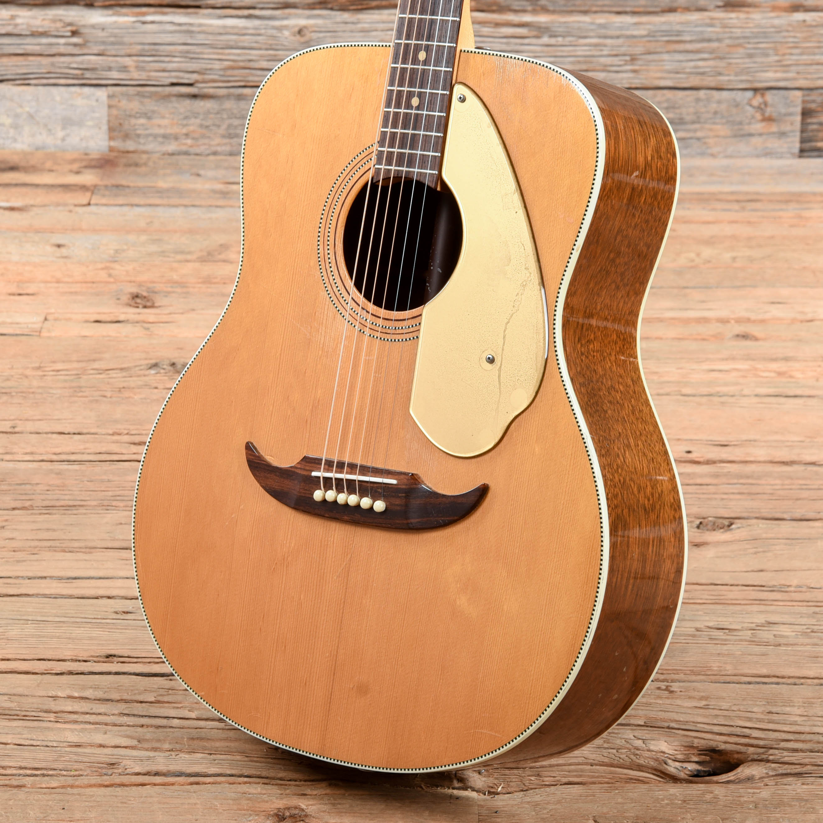 Fender Concert Natural 1960s Acoustic Guitars / Concert