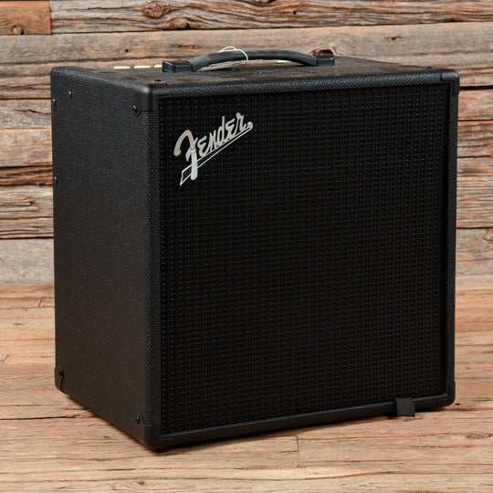 Fender Rumble Studio 40 Amps / Bass Cabinets
