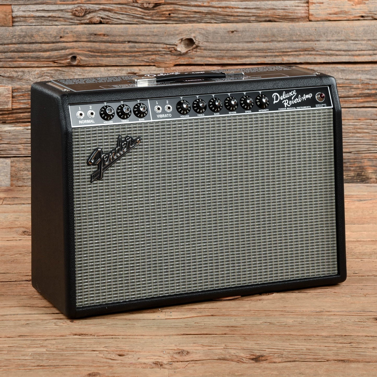 Fender '65 Deluxe Reverb Reissue 22-Watt 1x12" Guitar Combo Amps / Guitar Cabinets