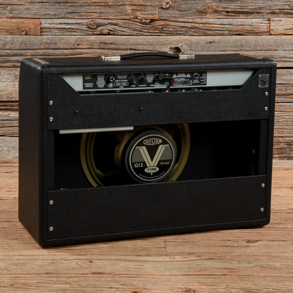 Fender '68 Custom Deluxe Reverb 2-Channel 22-Watt 1x12" Guitar Combo Amps / Guitar Cabinets