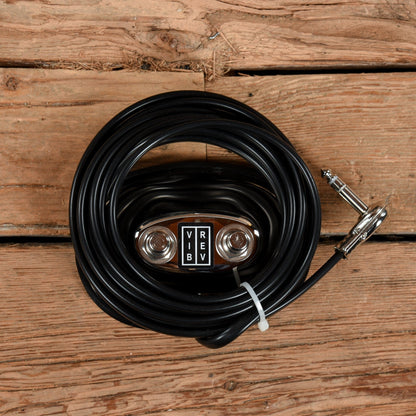 Fender '68 Custom Deluxe Reverb 2-Channel 22-Watt 1x12" Guitar Combo Amps / Guitar Cabinets