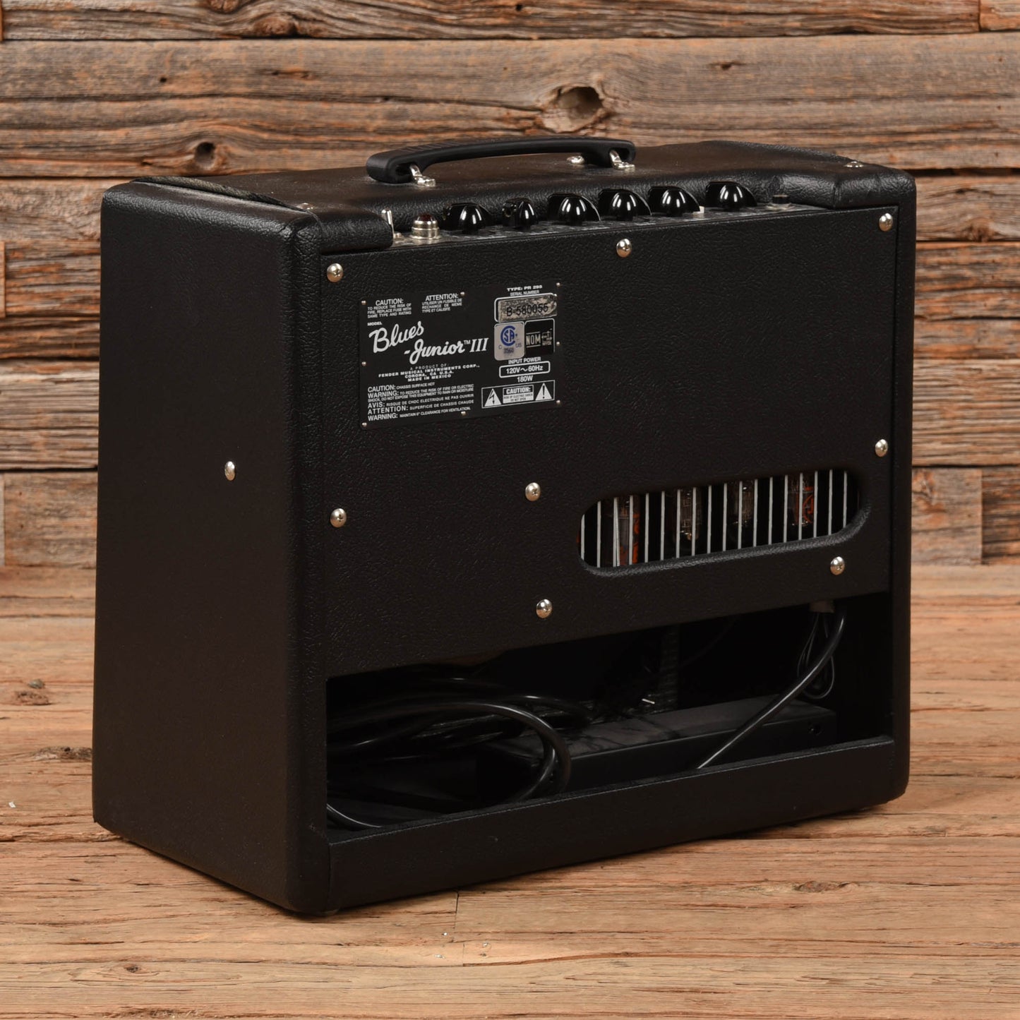 Fender Blues Junior III 15-Watt 1x12" Guitar Combo Amps / Guitar Cabinets