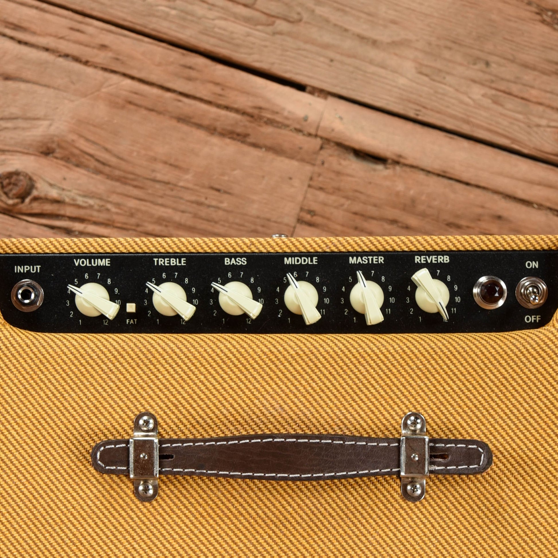 Fender Blues Junior IV FSR Limited Edition "Lacquered Tweed" 15-Watt 1x12" Guitar Combo Amps / Guitar Cabinets