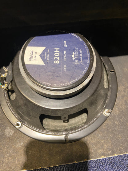 Fender Bronco  1973 Amps / Guitar Cabinets