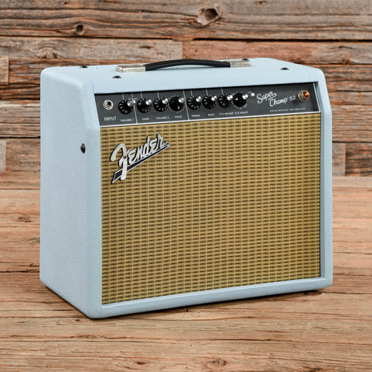 Fender FSR Super Champ X2 15-Watt 1x10 Combo Blue Amps / Guitar Cabinets