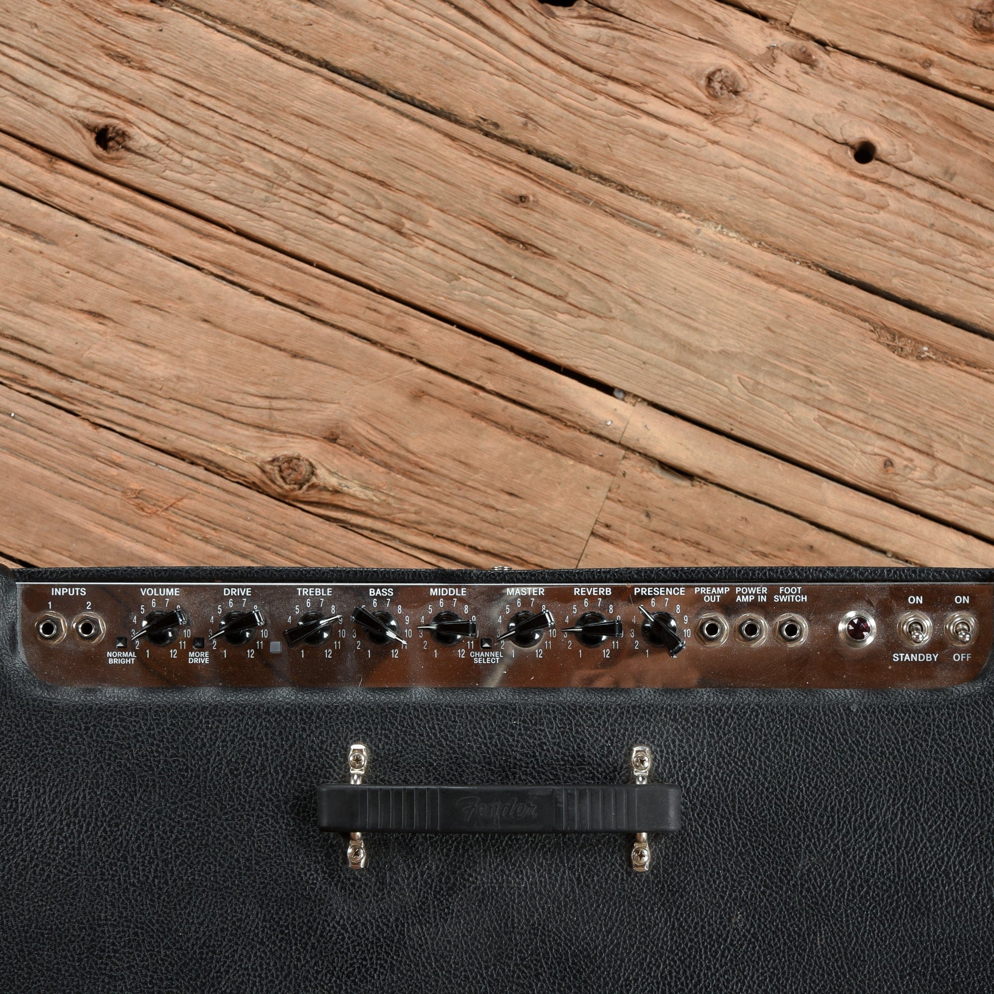 Fender Hot Rod Deluxe 3-Channel 40-Watt Guitar Combo Amp Amps / Guitar Cabinets