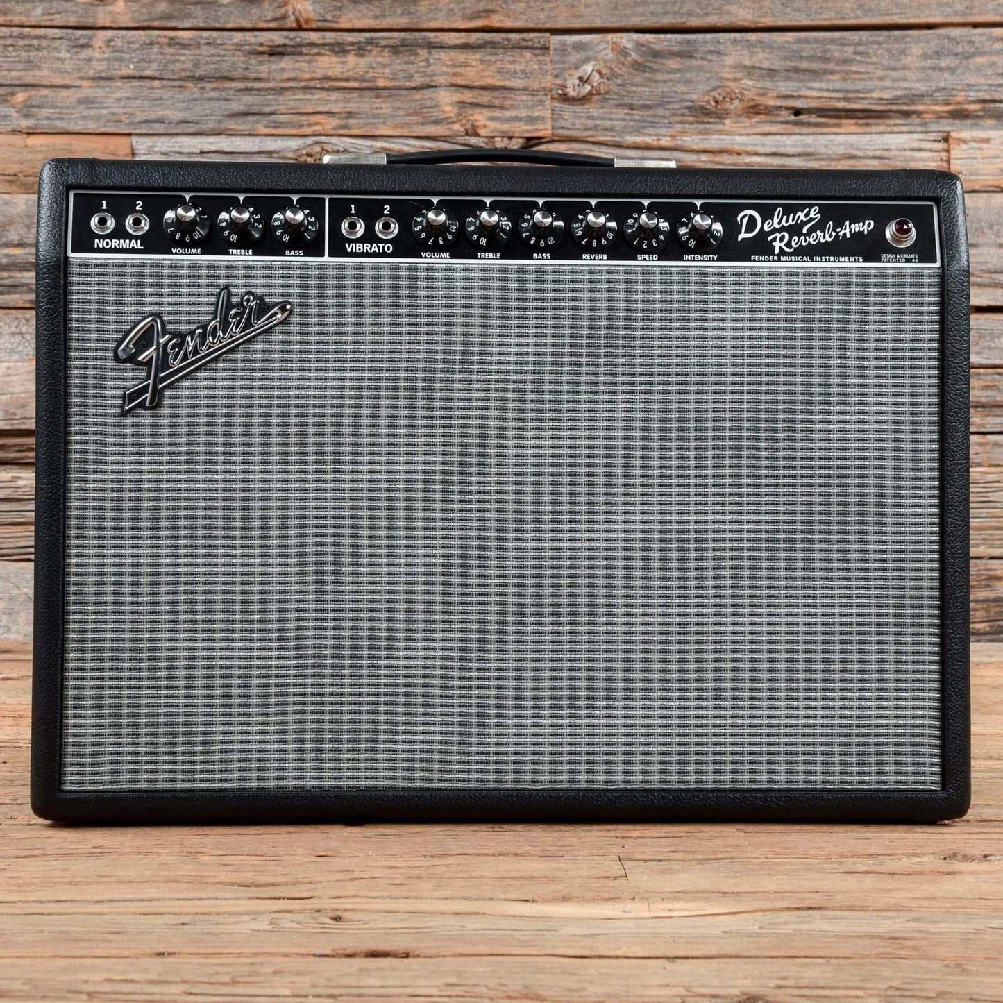 Fender '65 Deluxe Reverb Reissue w/Footswitch  2019 Amps / Guitar Combos