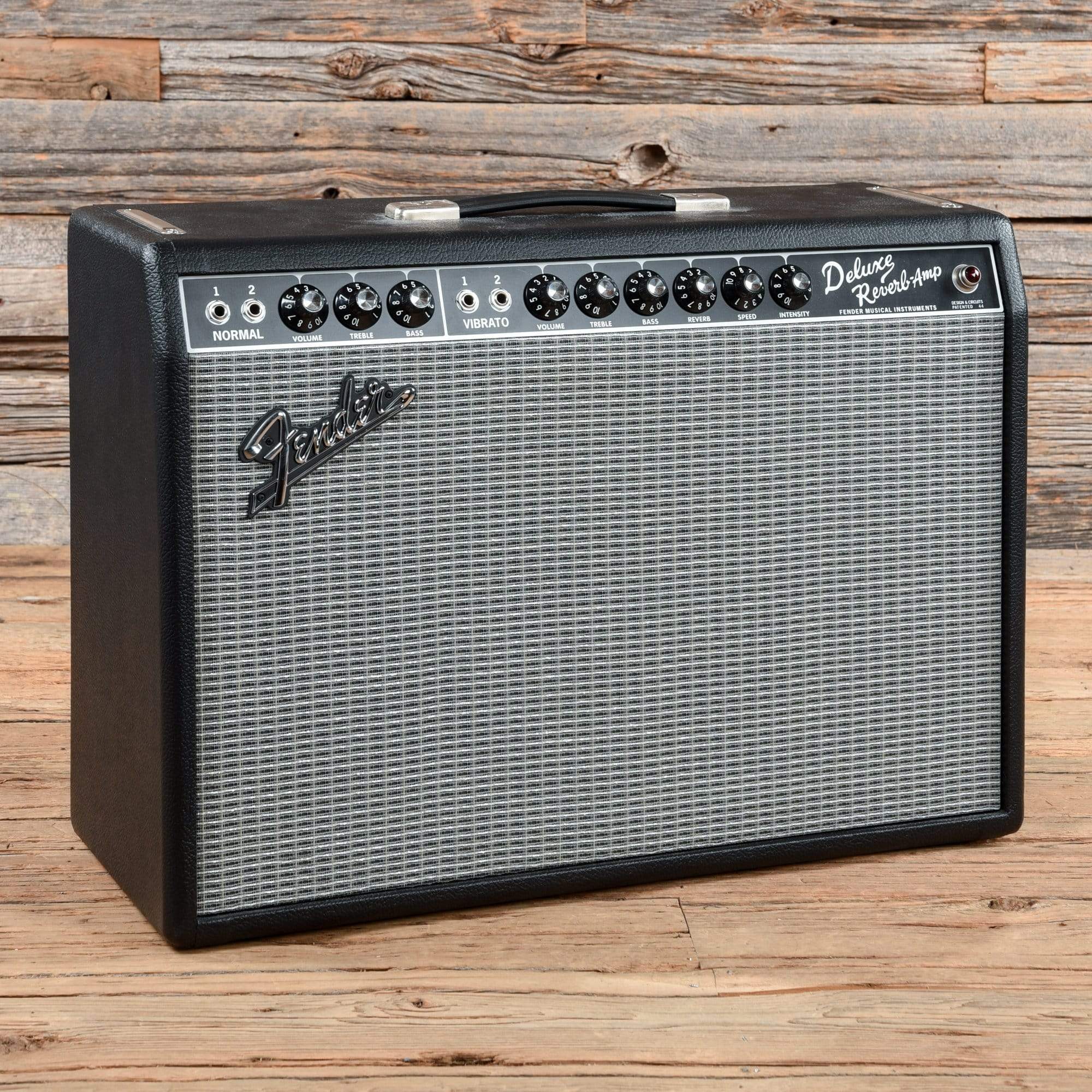 Fender '65 Deluxe Reverb Reissue w/Footswitch  2019 Amps / Guitar Combos