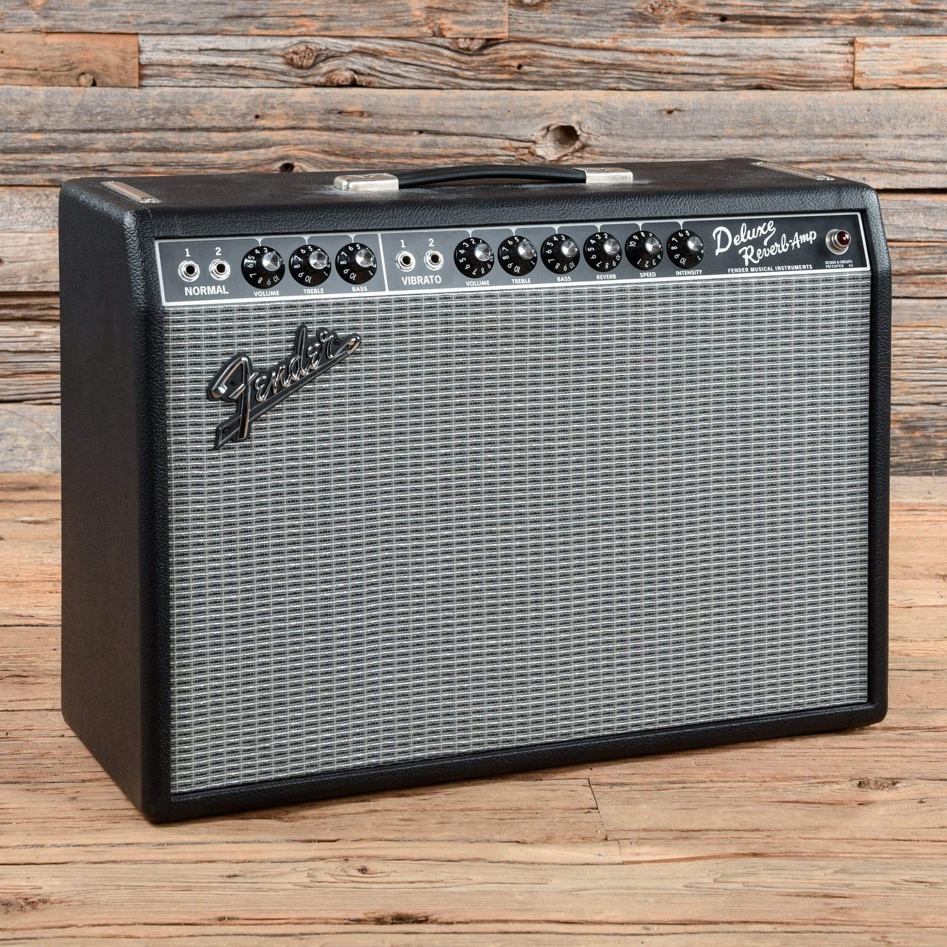 Fender '65 Deluxe Reverb Reissue w/Footswitch  2019 Amps / Guitar Combos