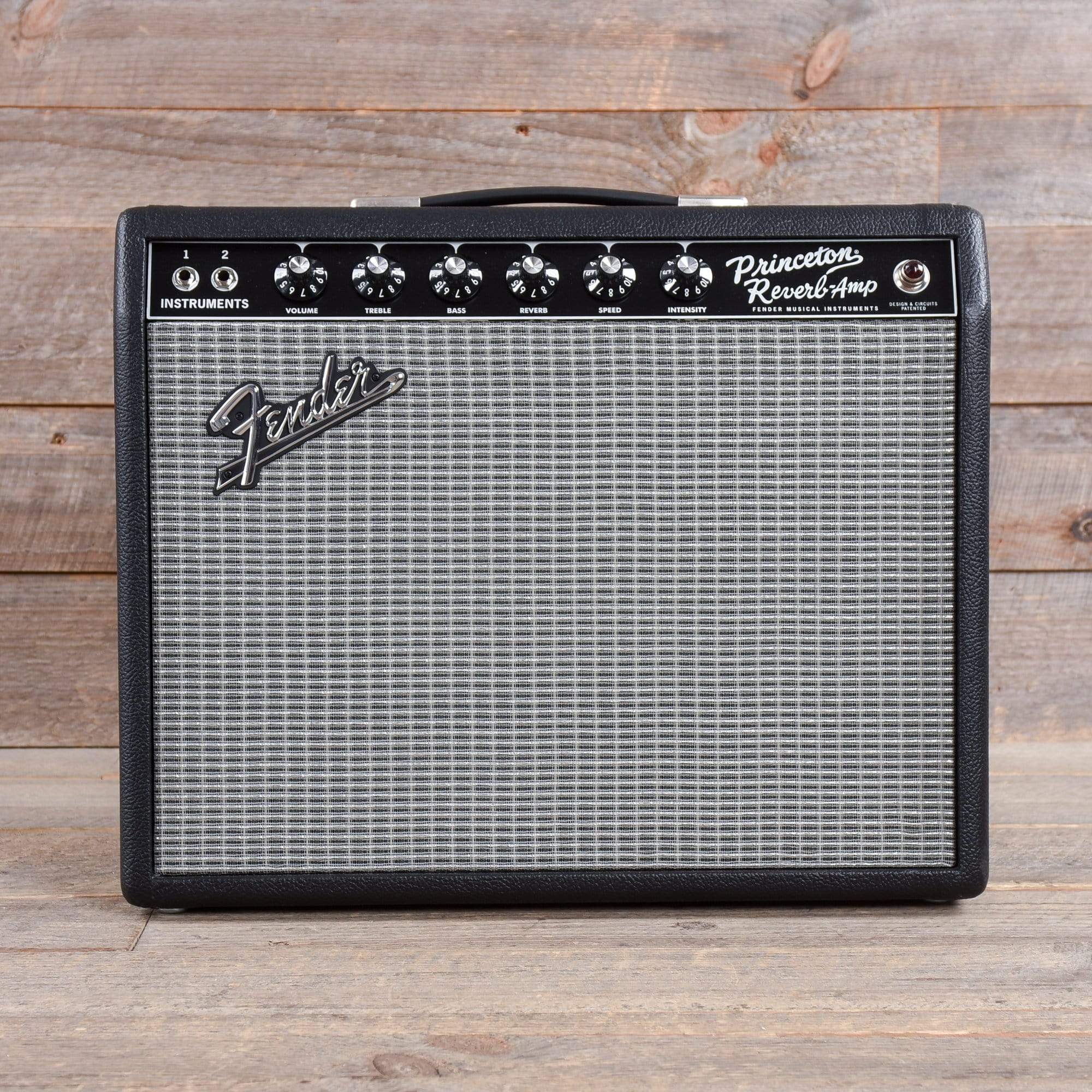 Fender '65 Princeton Reverb 15w 1x10 Combo Amps / Guitar Combos