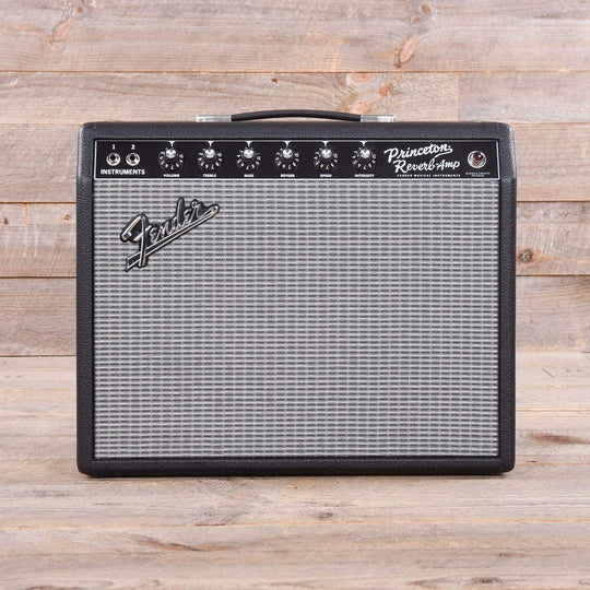 Fender '65 Princeton Reverb 15w 1x10 Combo Amps / Guitar Combos