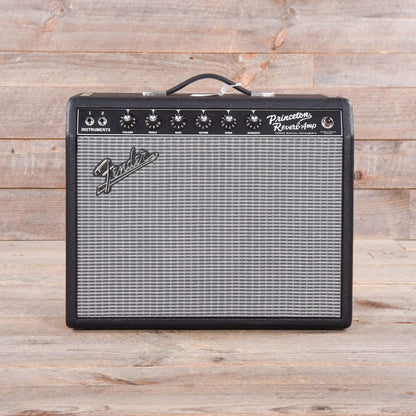 Fender '65 Princeton Reverb 15w 1x10 Combo Amps / Guitar Combos
