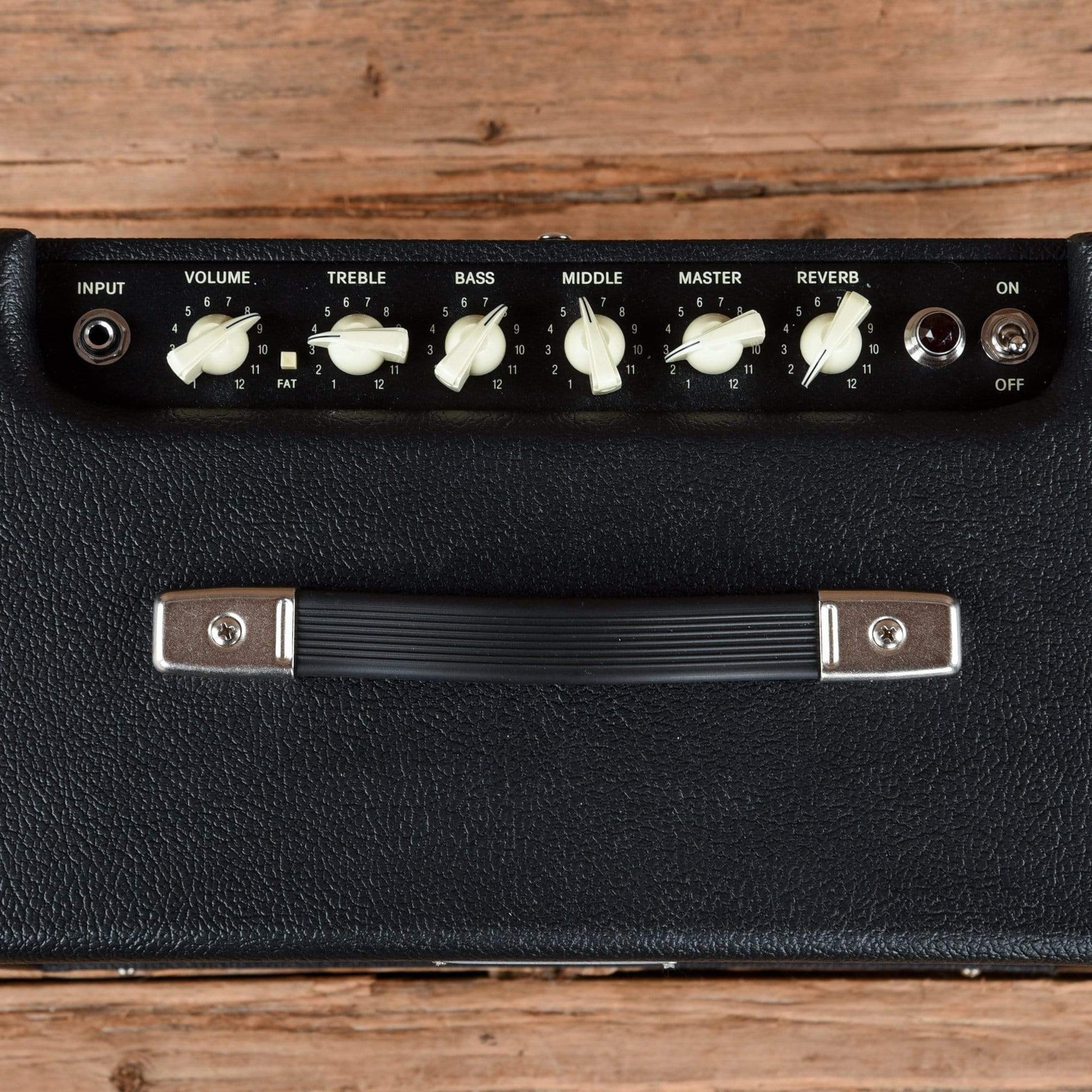 Fender Blues Junior IV 15w 1x12 Combo w/Footswitch  2019 Amps / Guitar Combos