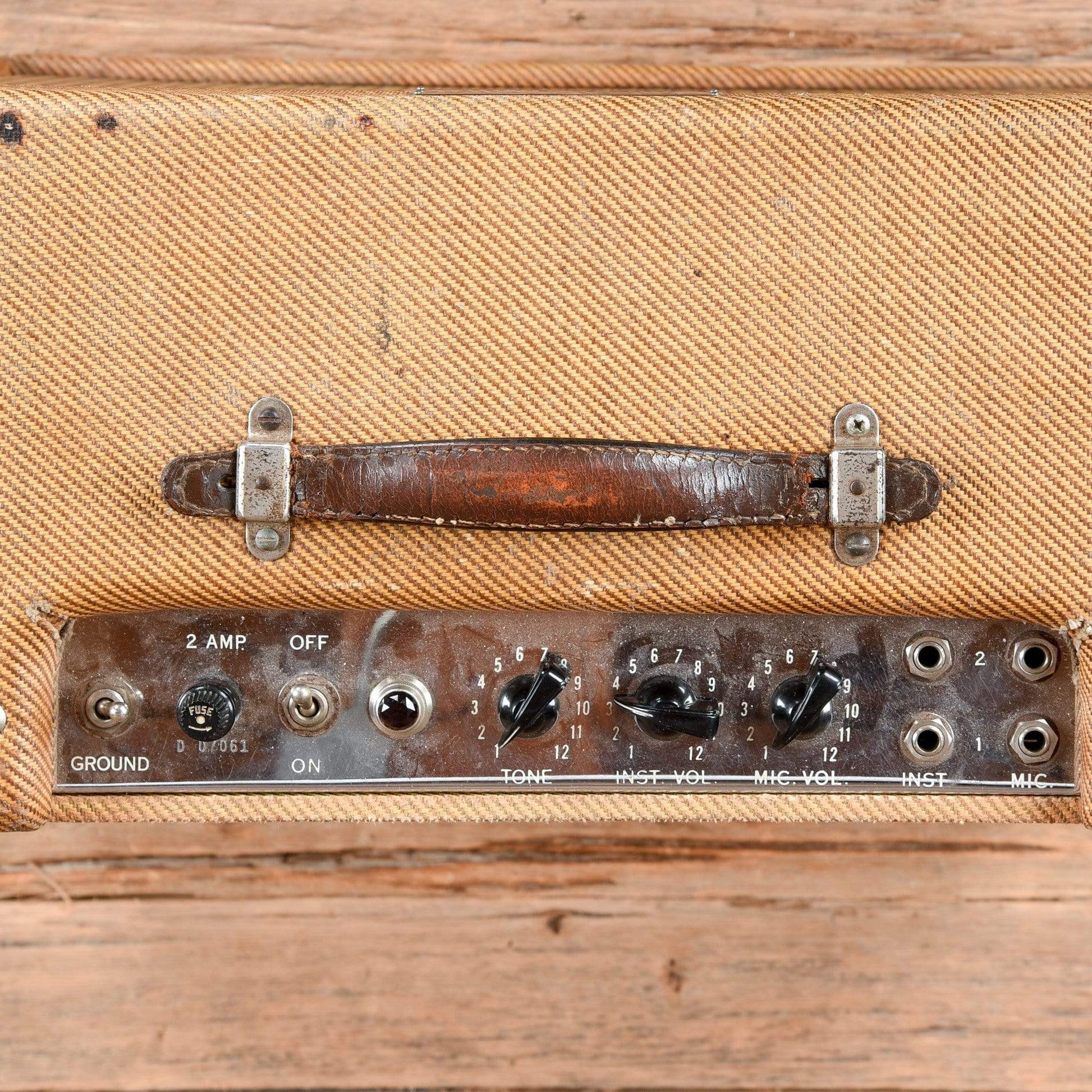 Fender Deluxe-Amp Tweed 1959 Amps / Guitar Combos