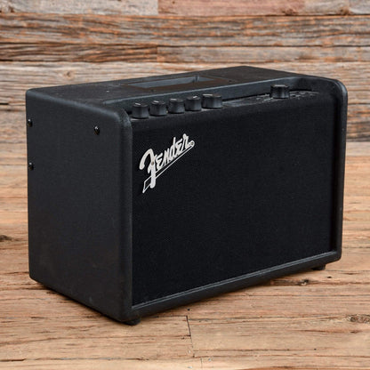 Fender Mustang GT 40 40-Watt 2x6.5" Modeling Guitar Combo Amps / Guitar Combos