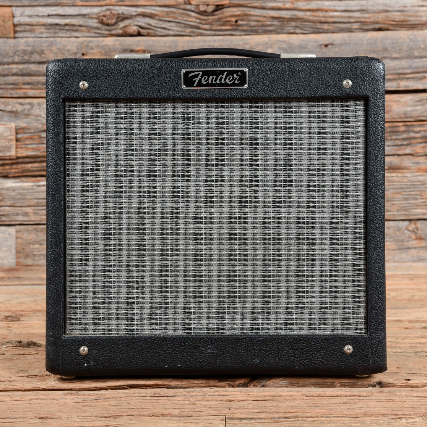 Fender Pro Junior 15-Watt 1x10" Guitar Combo Amps / Guitar Combos