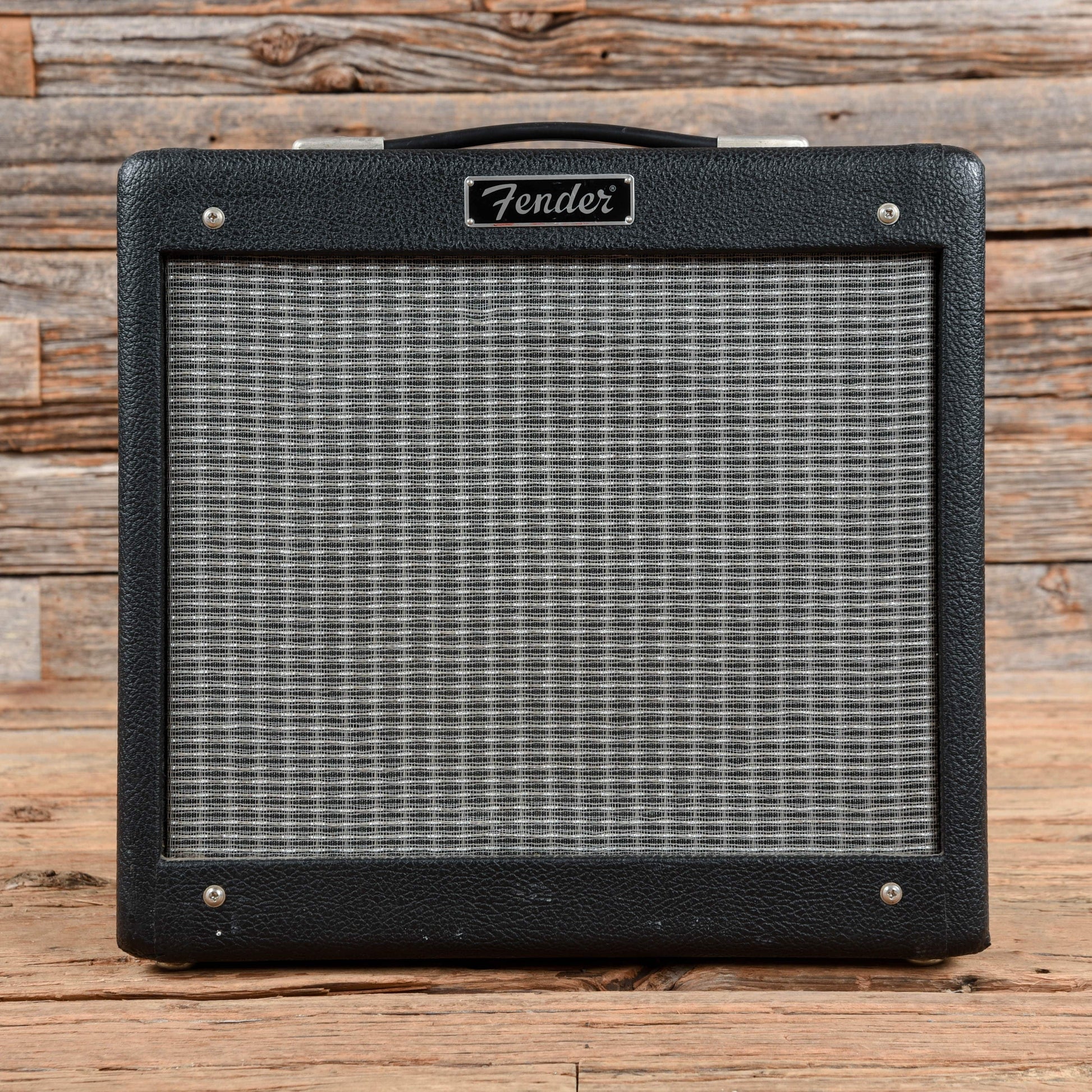 Fender Pro Junior 15-Watt 1x10" Guitar Combo Amps / Guitar Combos