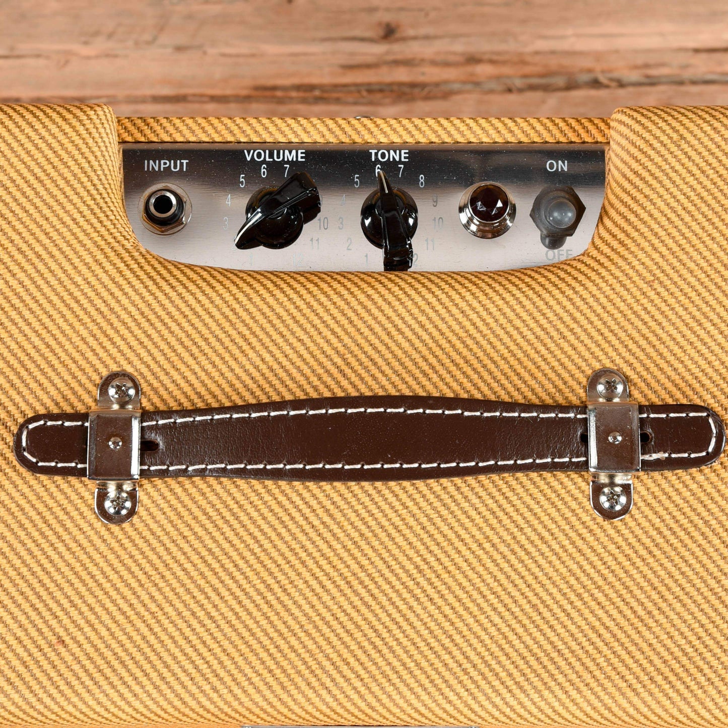 Fender Pro Junior IV 15-Watt 1x10" Guitar Combo  2020 Amps / Guitar Combos