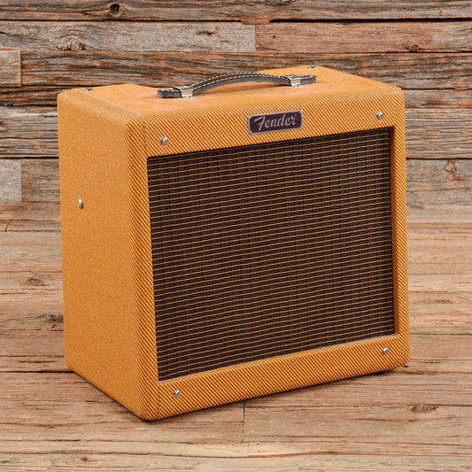 Fender Pro Junior IV 15-Watt 1x10" Guitar Combo Tweed Amps / Guitar Combos