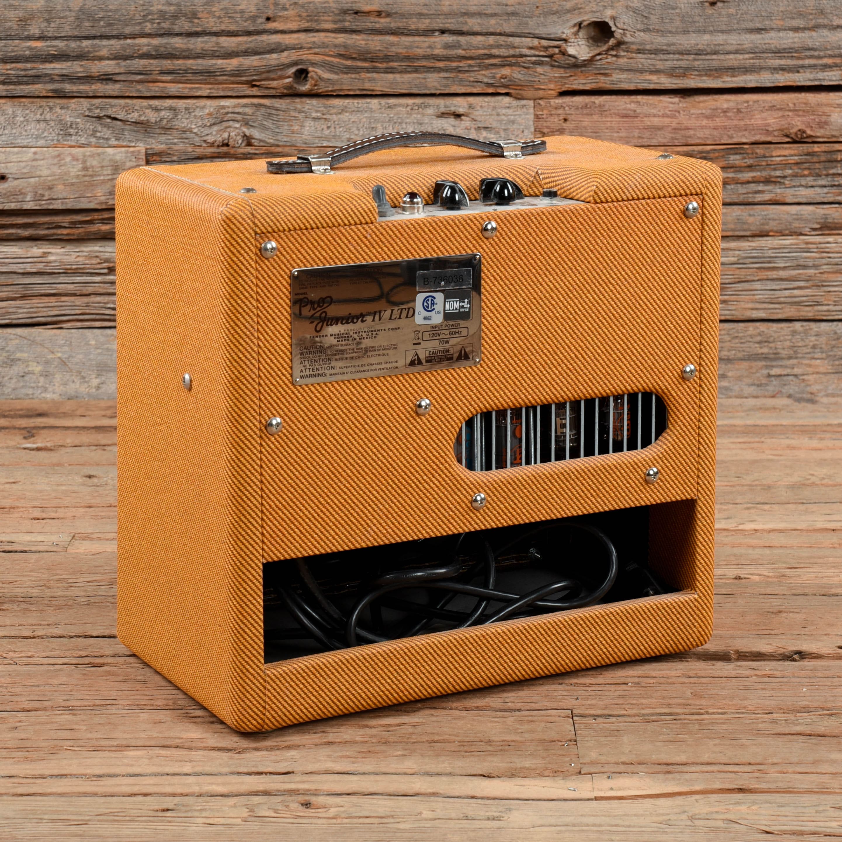 Fender Pro Junior IV 15-Watt 1x10