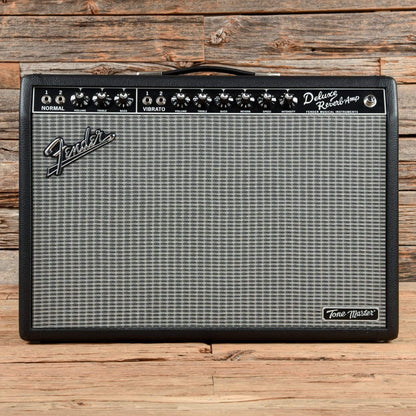 Fender Tone Master Deluxe Reverb 2-Channel 22-Watt 1x12" Digital Guitar Combo Amps / Guitar Combos