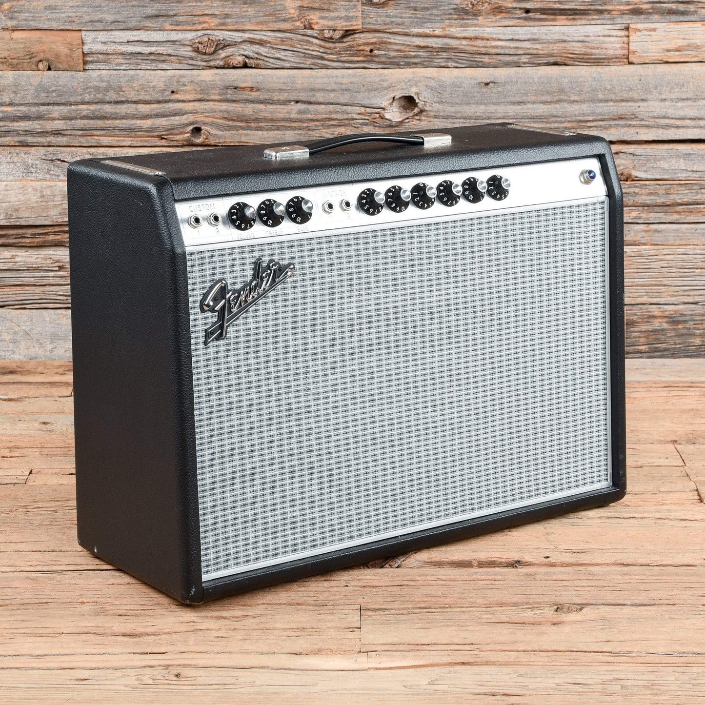 Fender Vintage Modified '68 Custom Deluxe Reverb Silverface  2017 Amps / Guitar Combos