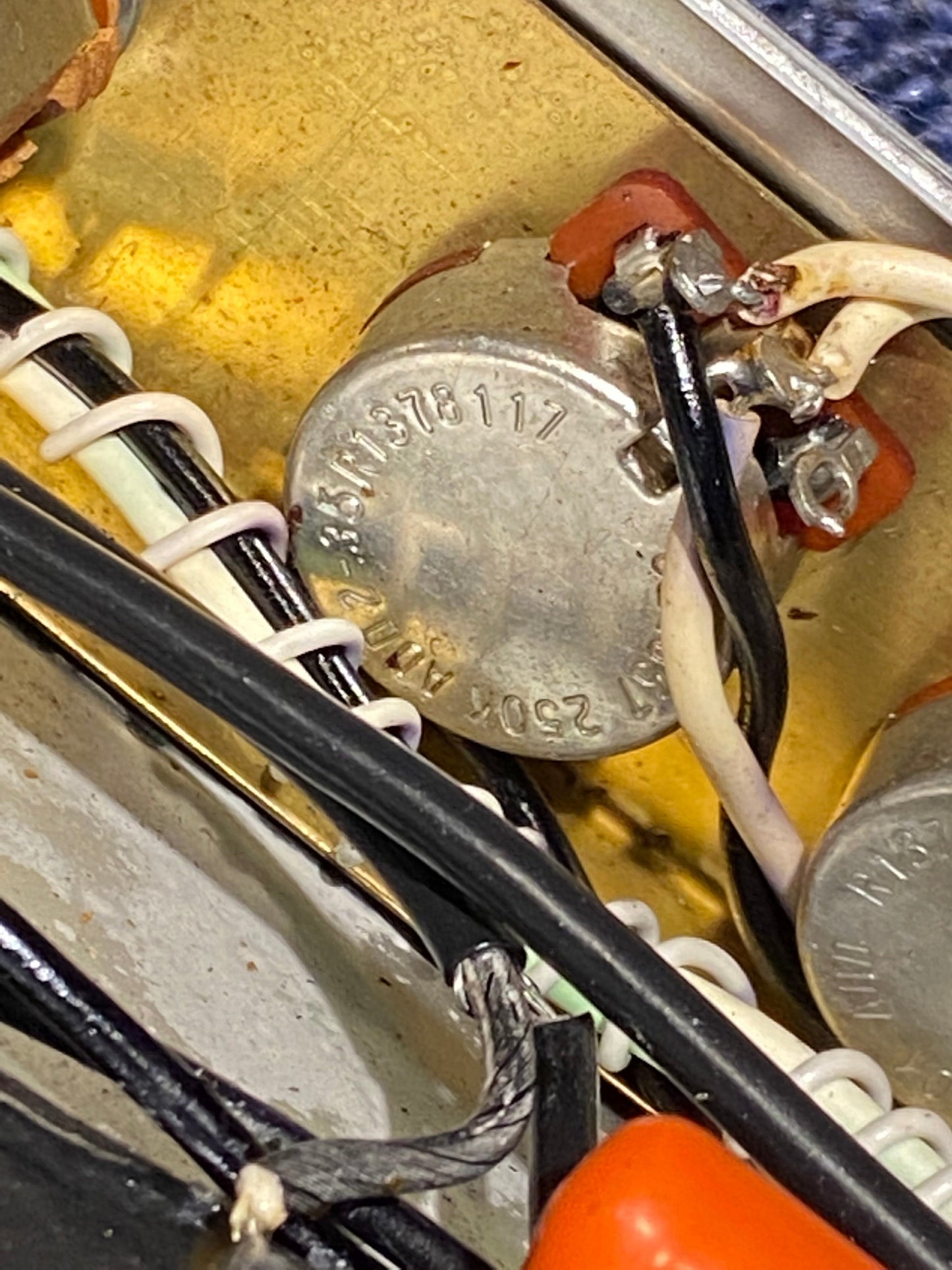 Fender Bassman 135 2-Channel 135-Watt Guitar Amp Head  1980s Amps / Guitar Heads