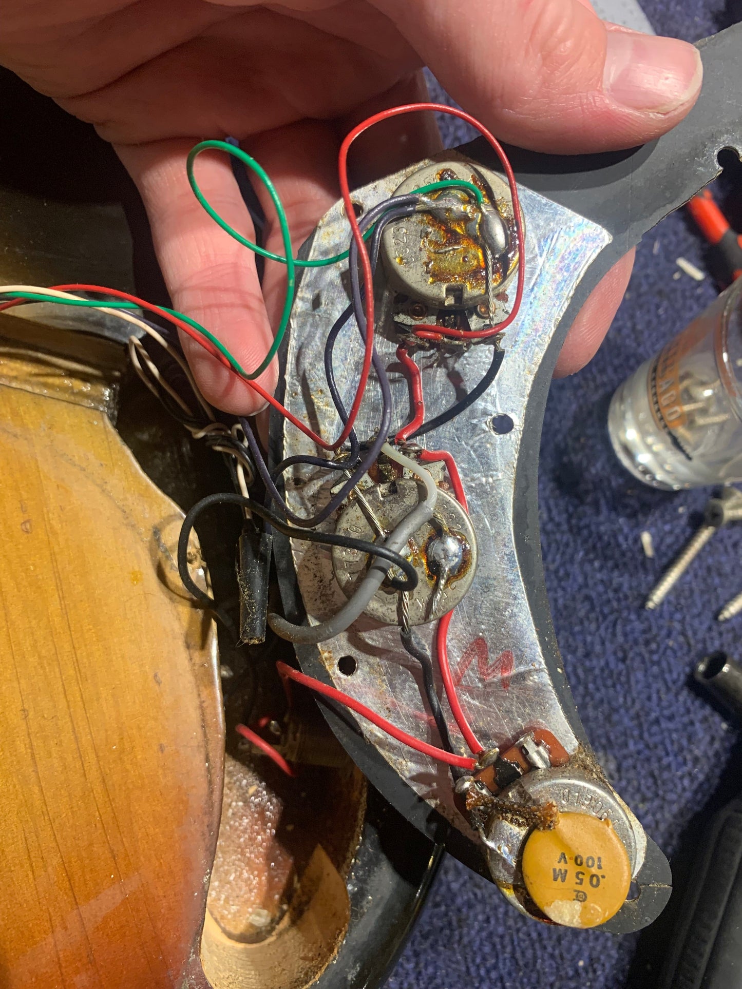 Fender 1973 Precision Bass Body w/ 1984 Kubicki Fretless Neck Sunburst Bass Guitars / 4-String