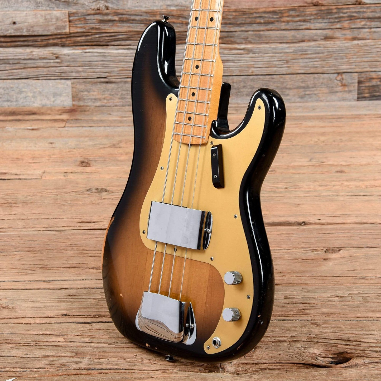 Fender '57 Precision Bass Fullerton Reissue Sunburst 1982 Bass Guitars / 4-String