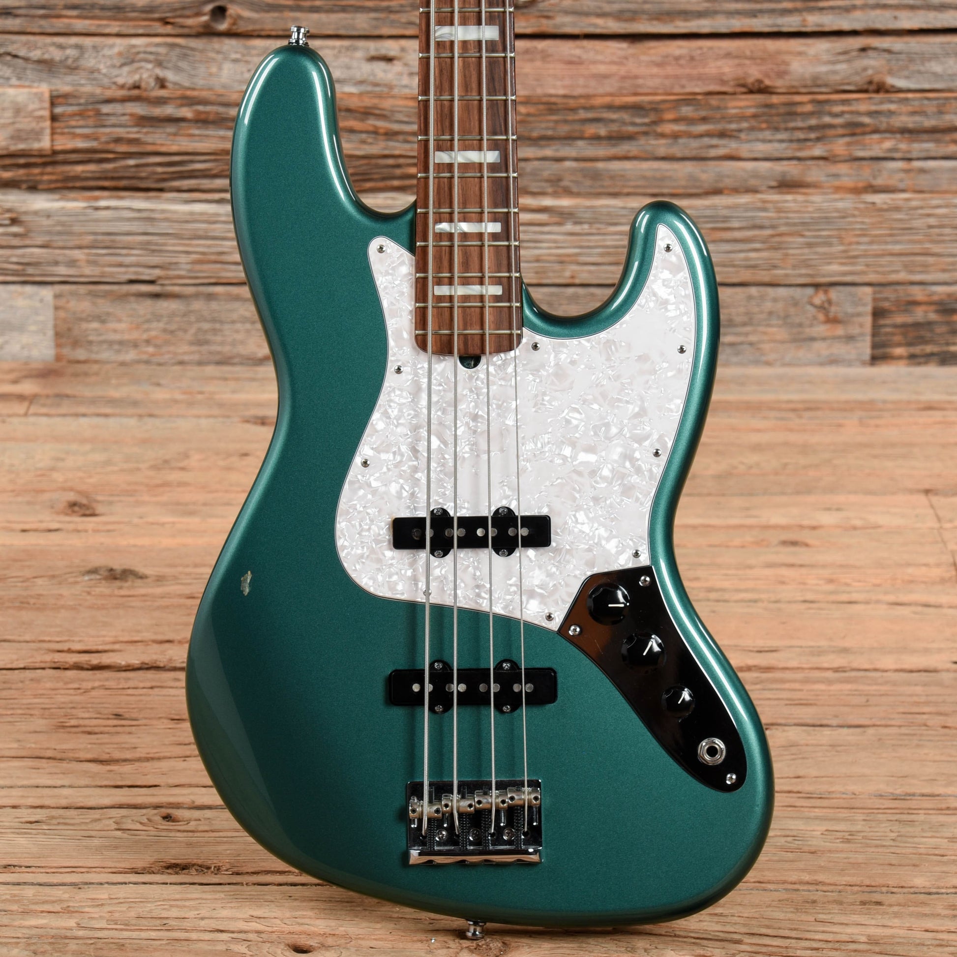 adam clayton bass gear Fender Adam Clayton Signature Jazz Bass Sherwood Green Metallic